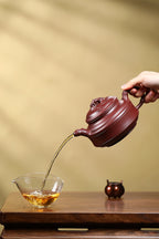 紫砂七老花器泰斗蒋蓉唯一传人蒋艺华大师佳作【双线竹鼓壶】家传原矿极品龙血砂·500cc