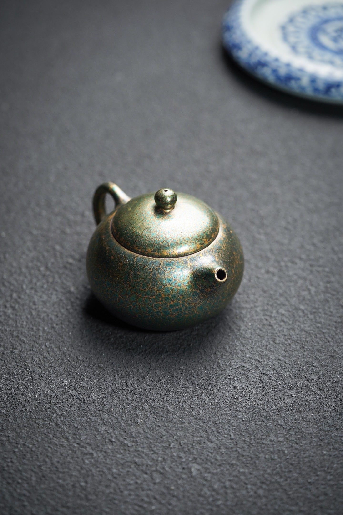 【名称】西施 【泥料】老紫泥（贝壳烧）【容量】130Cc～内推7孔出水 【底款】风华