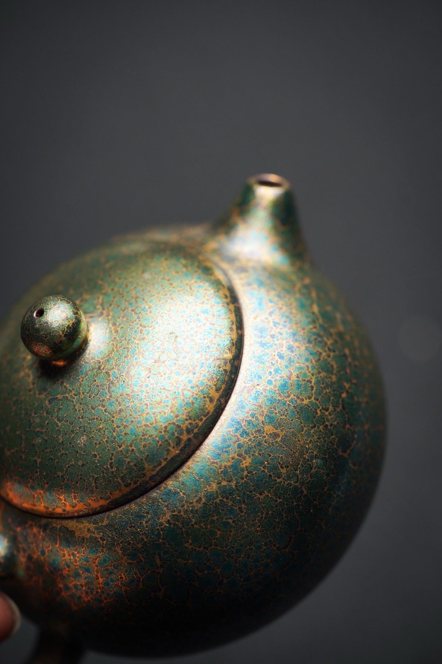 【名称】西施 【泥料】老紫泥（贝壳烧）【容量】130Cc～内推7孔出水 【底款】风华