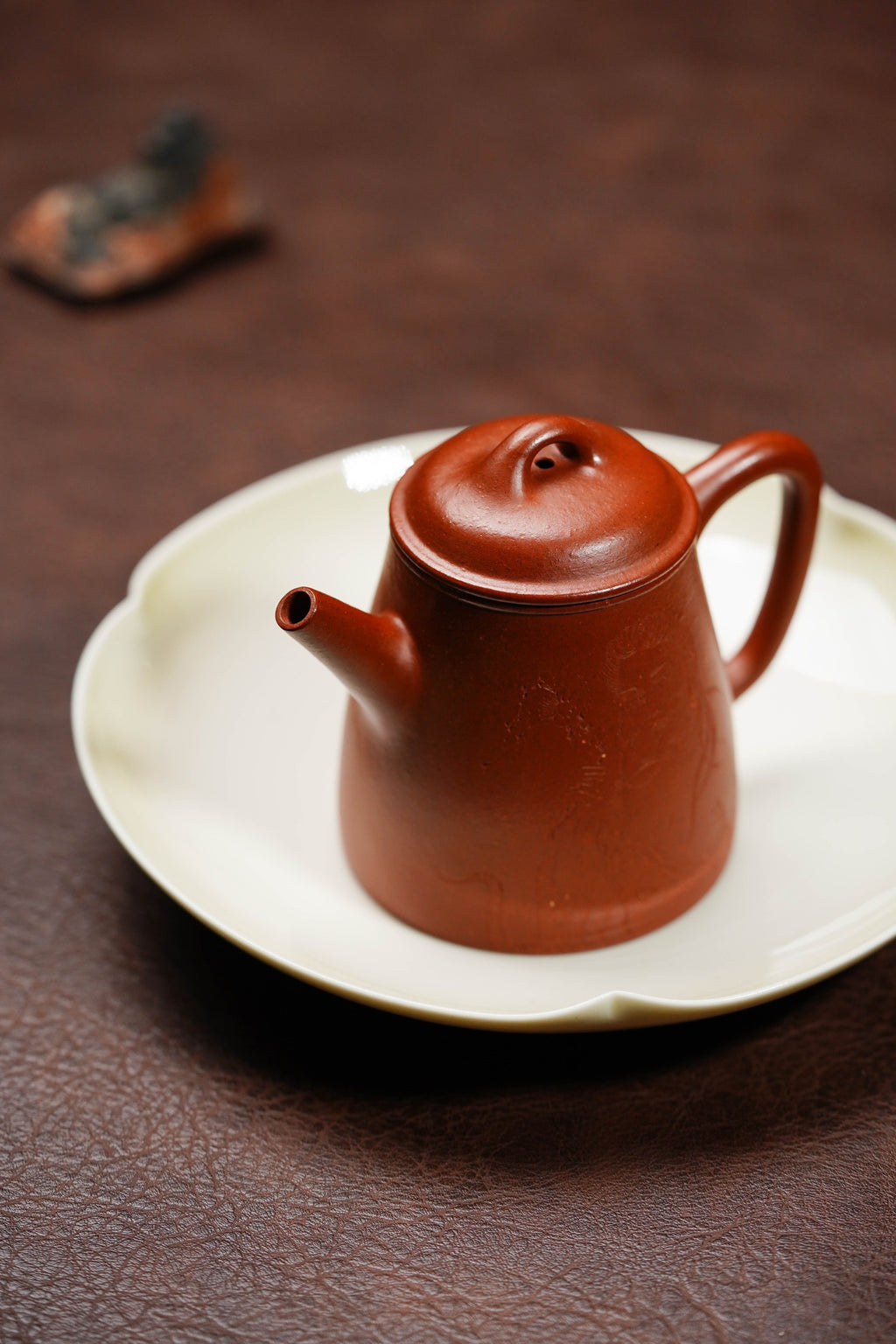 【名称】高瓢 【泥料】原矿朱泥 【容量】160CC 【作者】范佳一