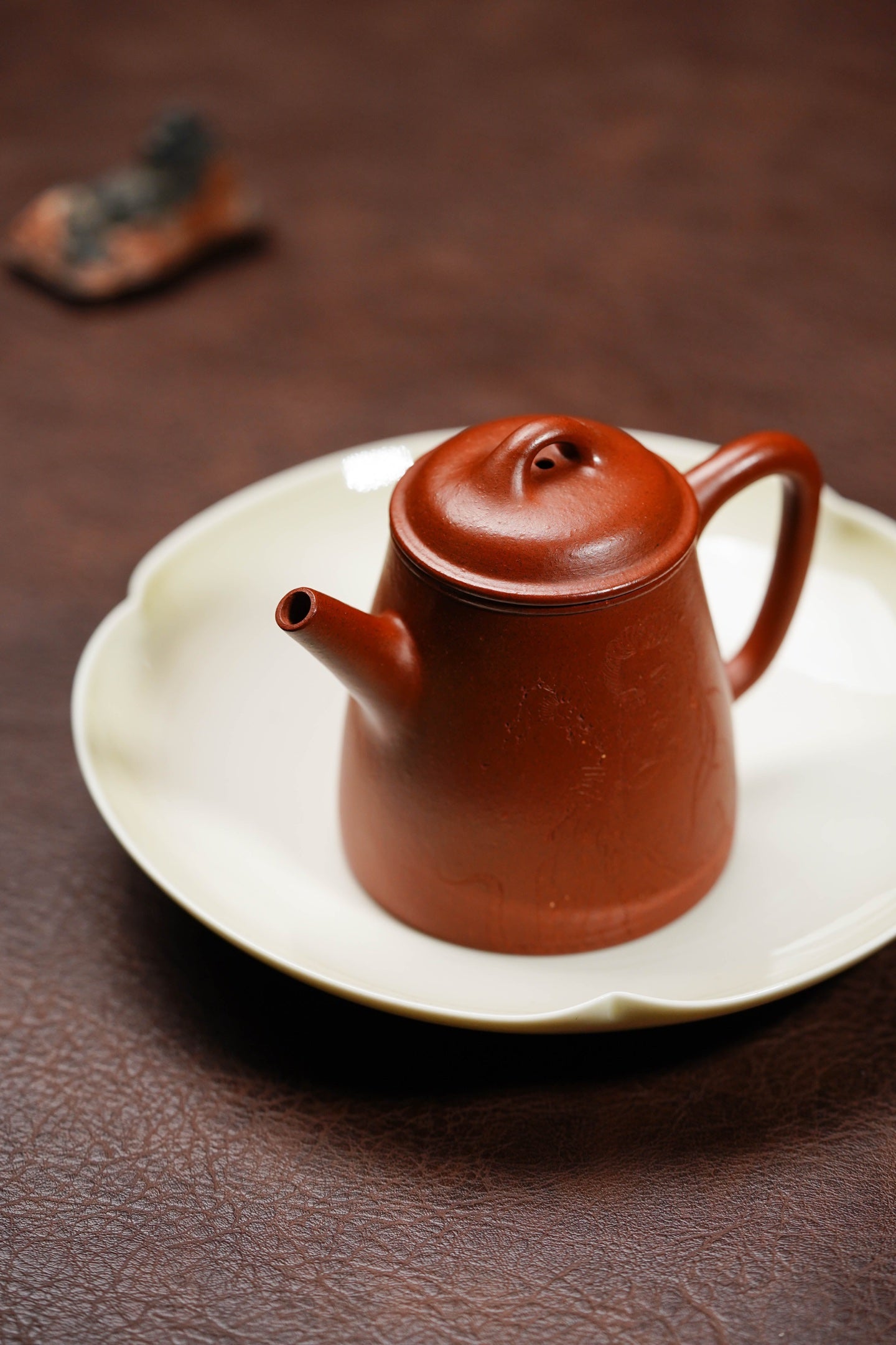 【名称】高瓢 【泥料】原矿朱泥 【容量】160CC 【作者】范佳一