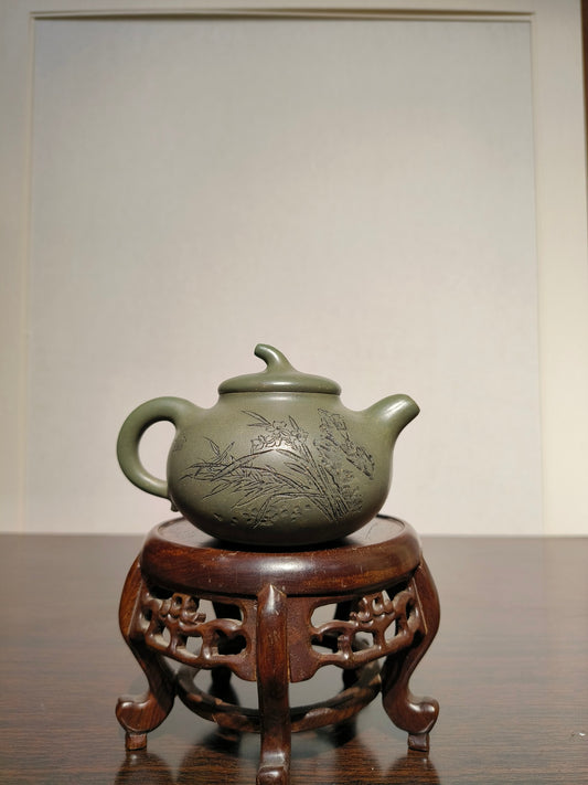 国大师·顾绍培➕省大师·储立之联袂合作限量款【茄段壶】原矿极品雪华绿泥· 320cc