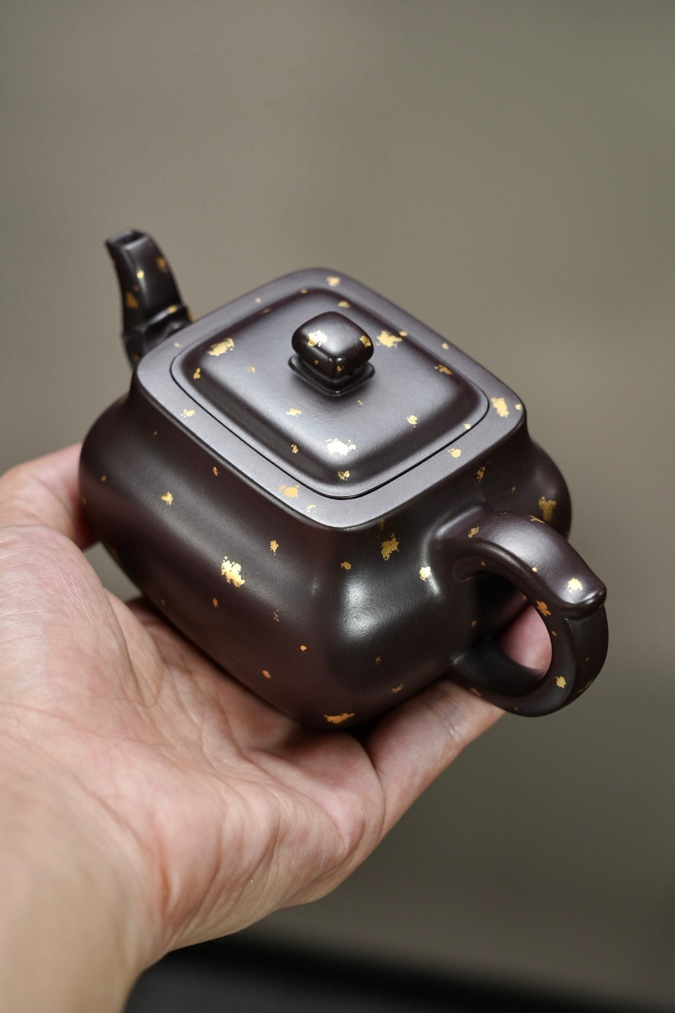 耿浩·方器臻藏 紫砂界80后扛鼎之作·著名方器巨匠臻品《龙头四方壶》原矿极品老紫泥·300cc