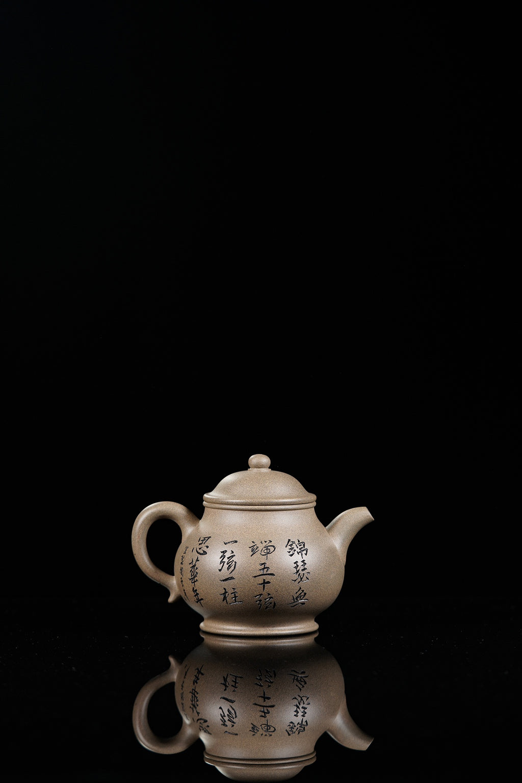 李峰大师 | 紫砂界特色彩刻开创艺术家精刻《潘壶》原矿优质青段泥·320cc
