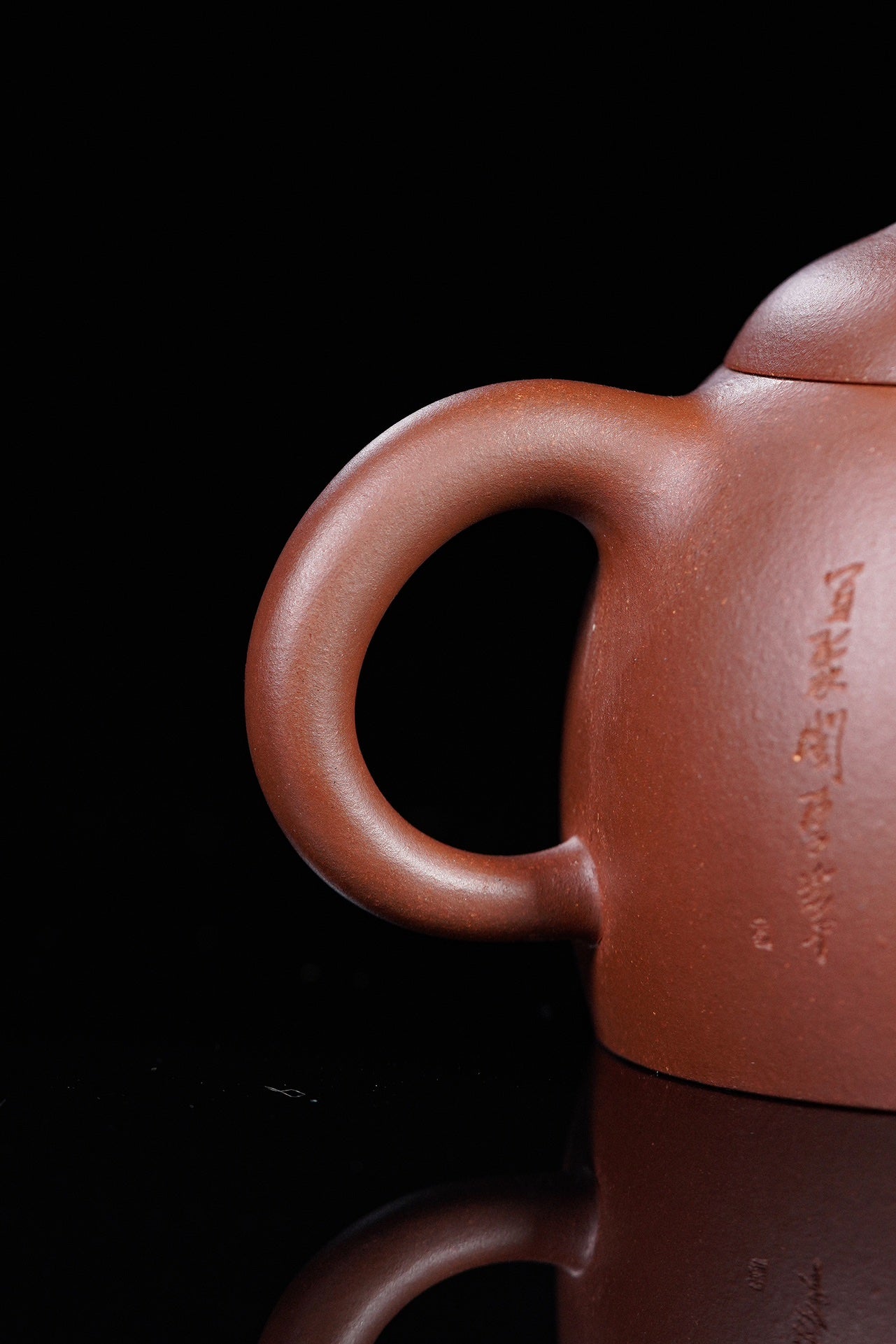 李峰大师 | 紫砂界特色彩刻开创艺术家精刻《秦权壶》原矿优质底槽清·230cc