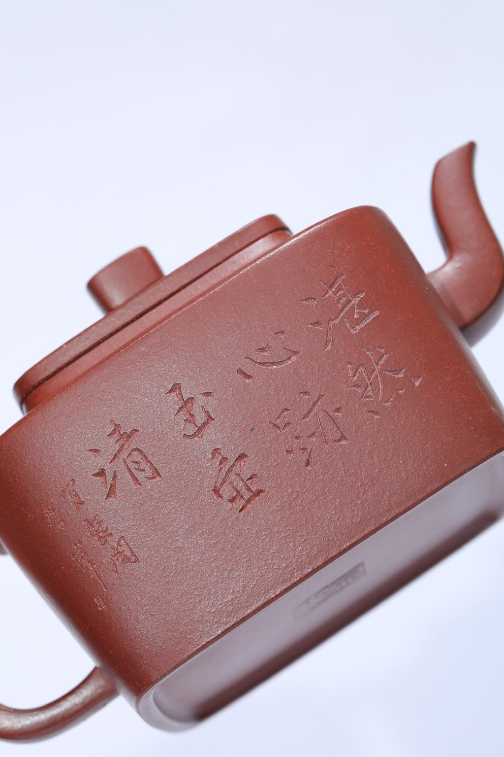 李峰大师 | 紫砂界特色彩刻开创艺术家精刻《传香壶》原矿优质底槽清·330cc