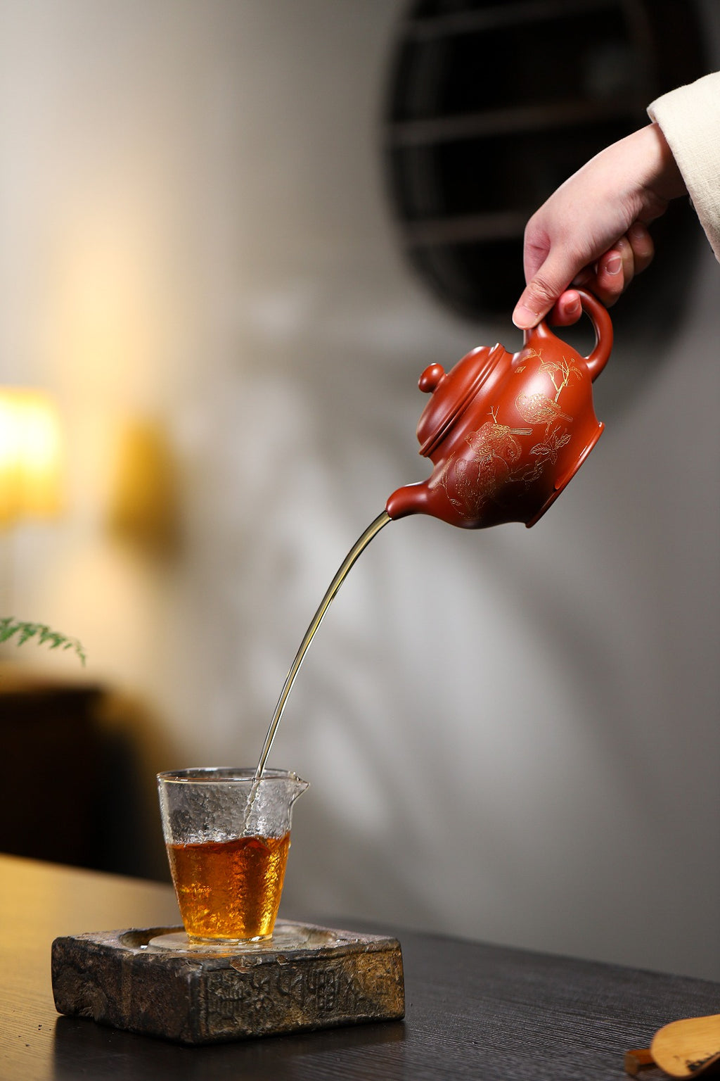 【掇只】证书持壶照配套齐全 吴菊凤（国家级高级工艺美术师）原矿大红袍 容量530cc