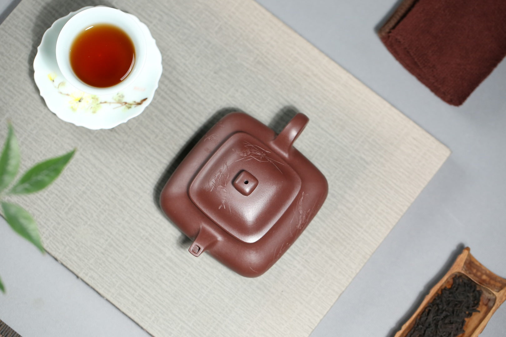全手工制作【虾趣】制壶 曹美好 (国家级工艺美术师) 原矿紫泥 容量200cc