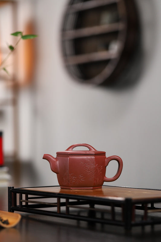 【六方汉瓦】 顾建军（国家级工艺美术师） 原矿紫泥 260cc  孔数14孔