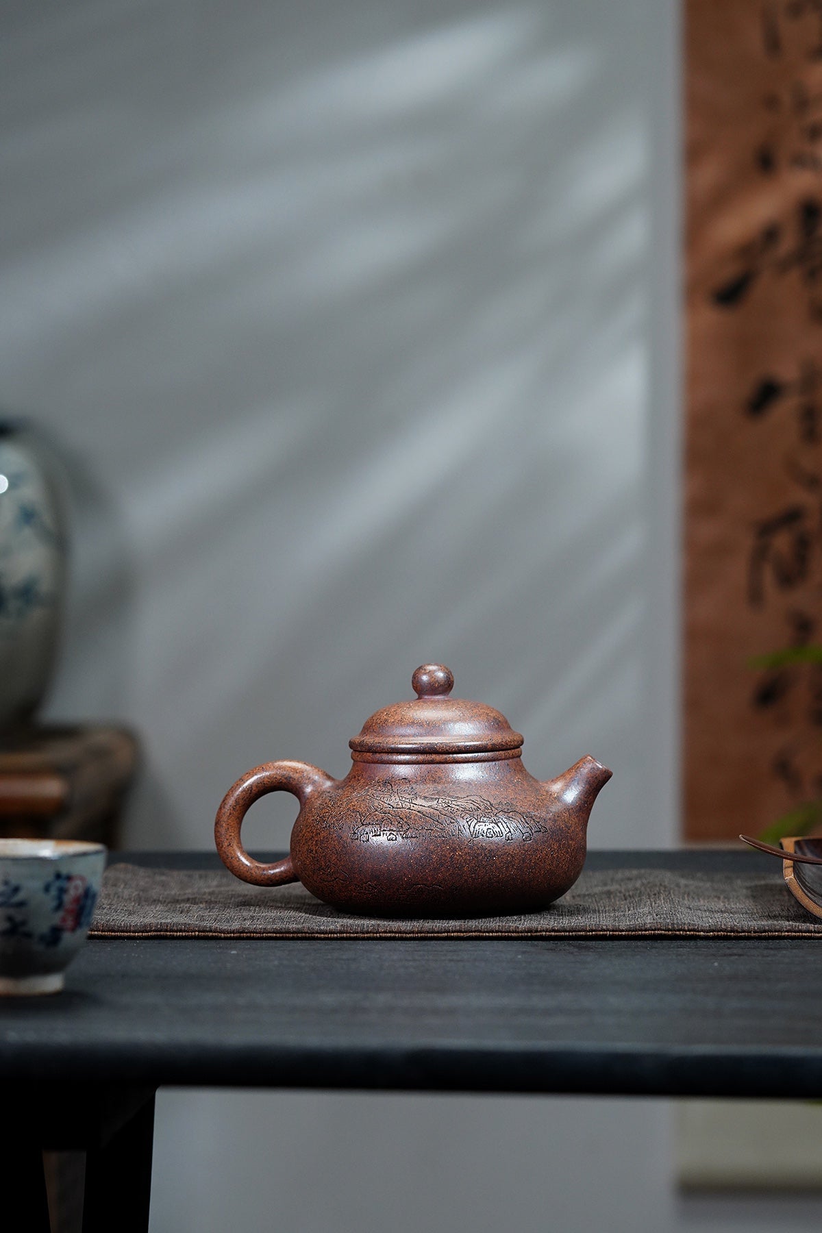 邱爽 | 范泽锋高徒·省大师紫砂潜力重器【容天壶】原矿极品龙骨金砂·370cc
