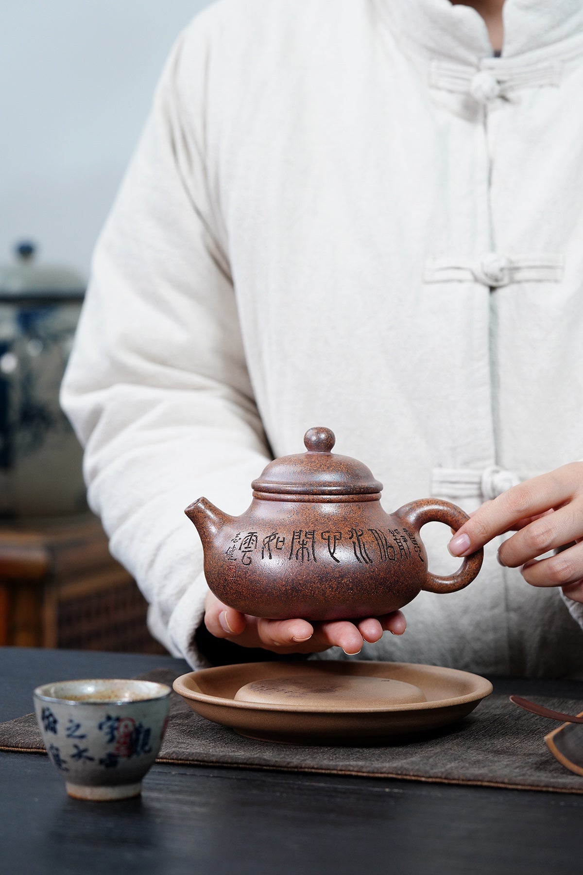 邱爽 | 范泽锋高徒·省大师紫砂潜力重器【容天壶】原矿极品龙骨金砂·370cc