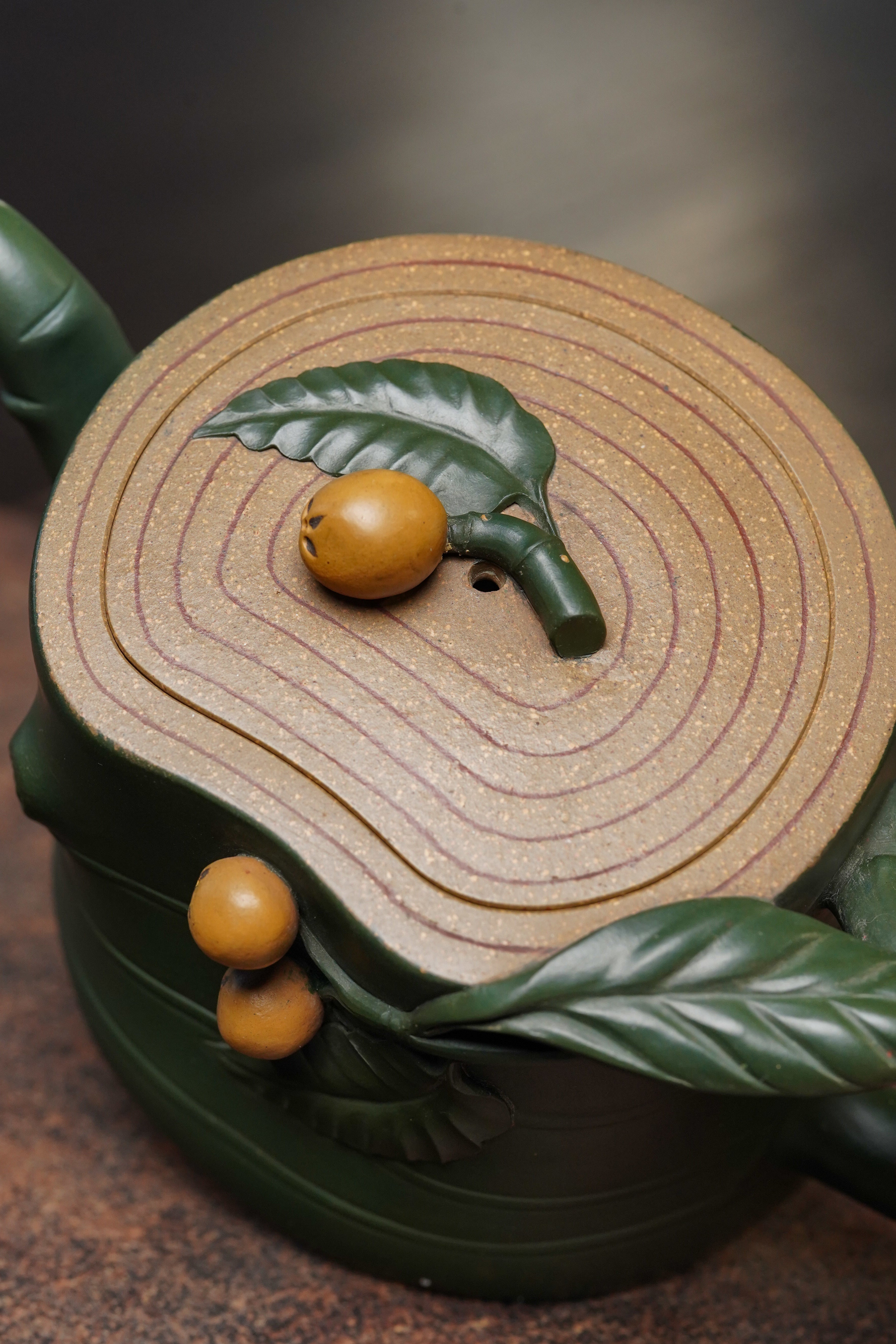 蒋艺华大师·重器传承·紫砂七老花器泰斗蒋蓉唯一传人【枇杷套组壶】原矿极品段泥 绿泥·350cc