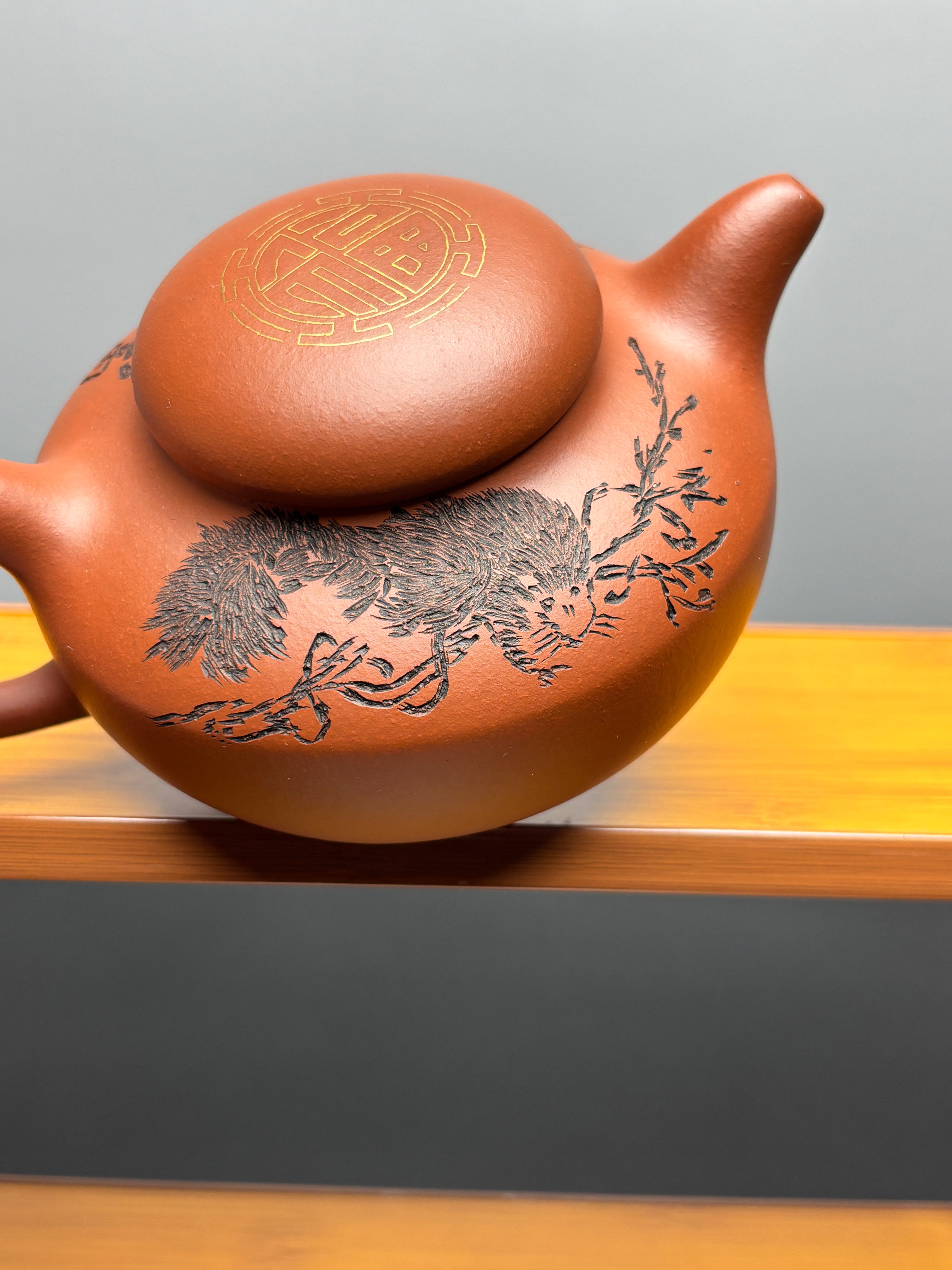 蒋琰滨大师·紫砂重器臻品【一团和气壶】刀笔双绝 原矿极品清水泥·300cc &nbsp;(卡真金丝孤品)