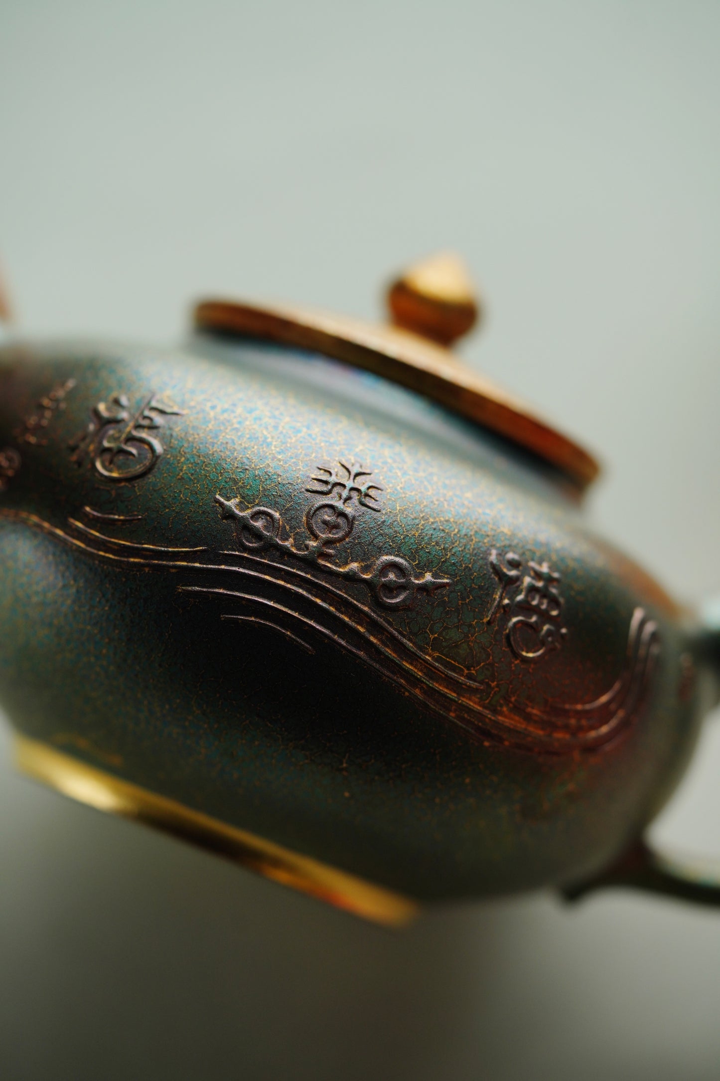 大国工匠紫砂重器·一代宗师·邱玉林原创《德福壶》原矿极品底槽清·380cc（黄金贝壳烧）