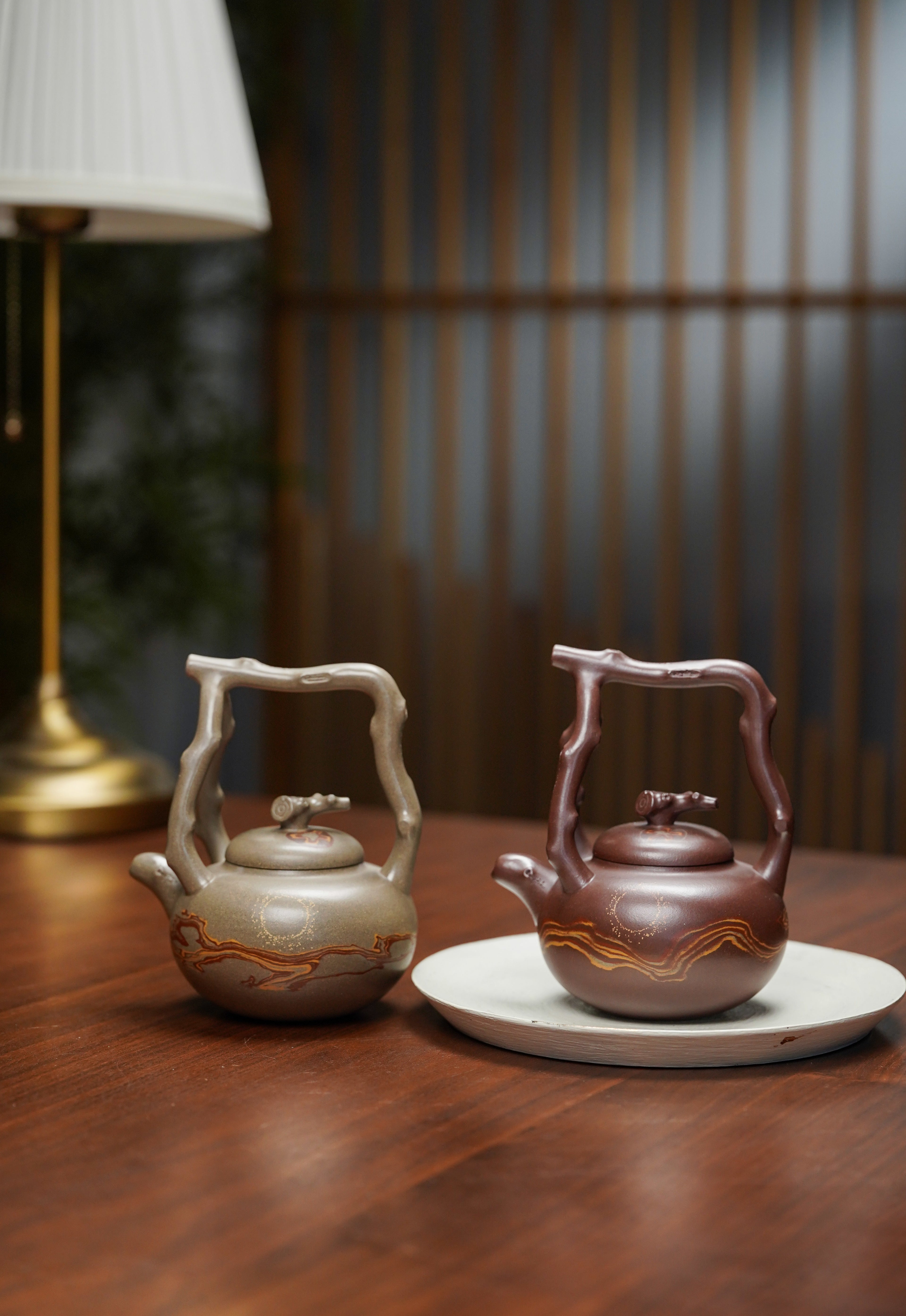 范泽锋高徒·省大师邱爽紫砂潜力重器· 特色绞泥藏品【东坡提梁壶】原矿极品蟹壳青段泥·250cc