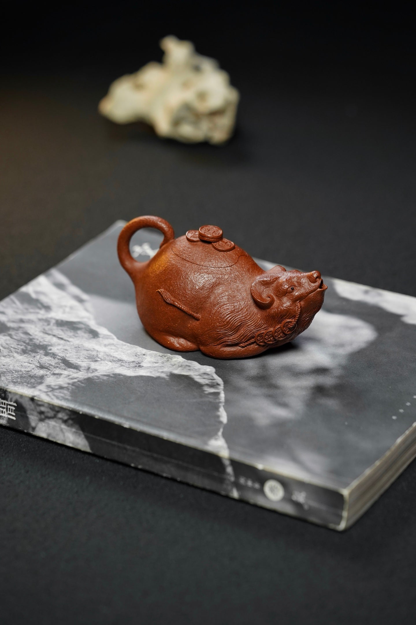 鼠钱『招财进宝』·轻胚精工·135cc 是壶亦是宠 极品红降坡