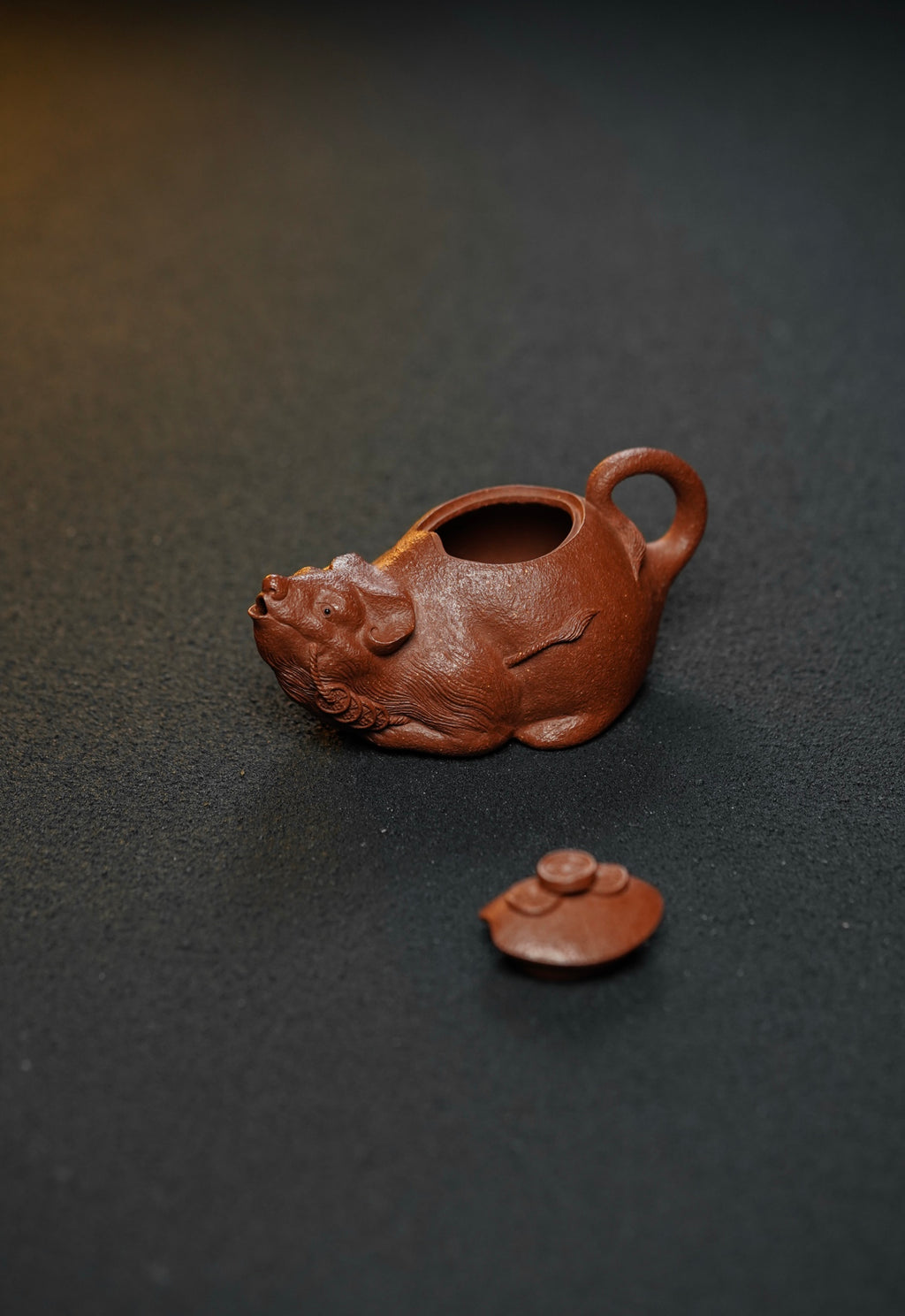 鼠钱『招财进宝』·轻胚精工·135cc 是壶亦是宠 极品红降坡