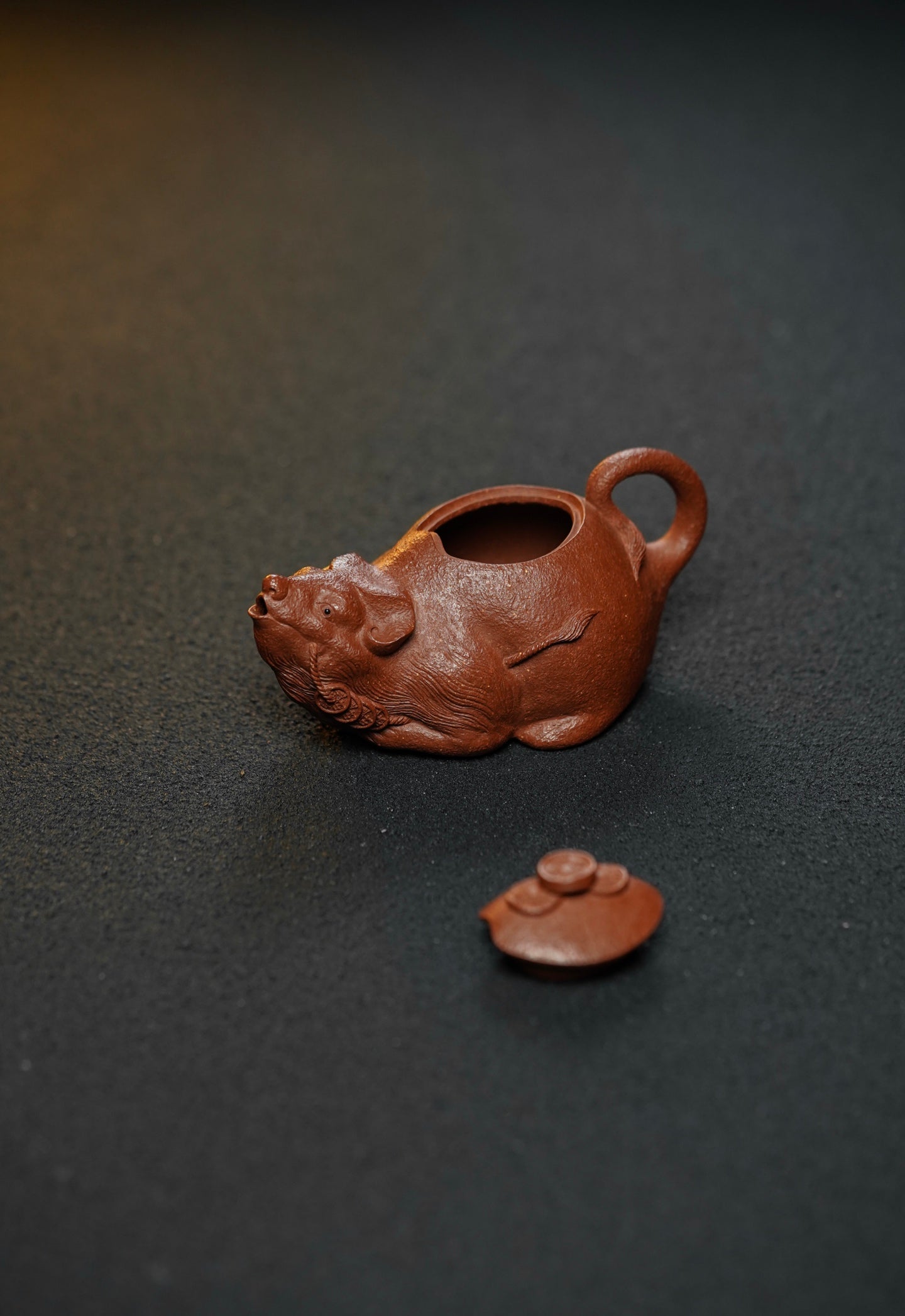 鼠钱『招财进宝』·轻胚精工·135cc 是壶亦是宠 极品红降坡