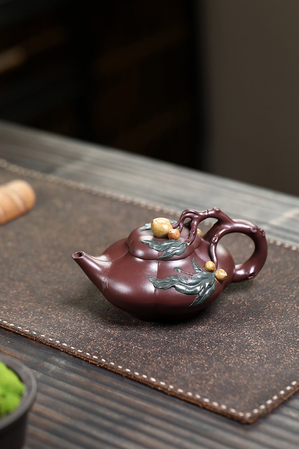 蒋艺华大师·重器传承·紫砂七老花器泰斗蒋蓉唯一传人佳作【上合桃壶】原矿极品底槽清·550cc
