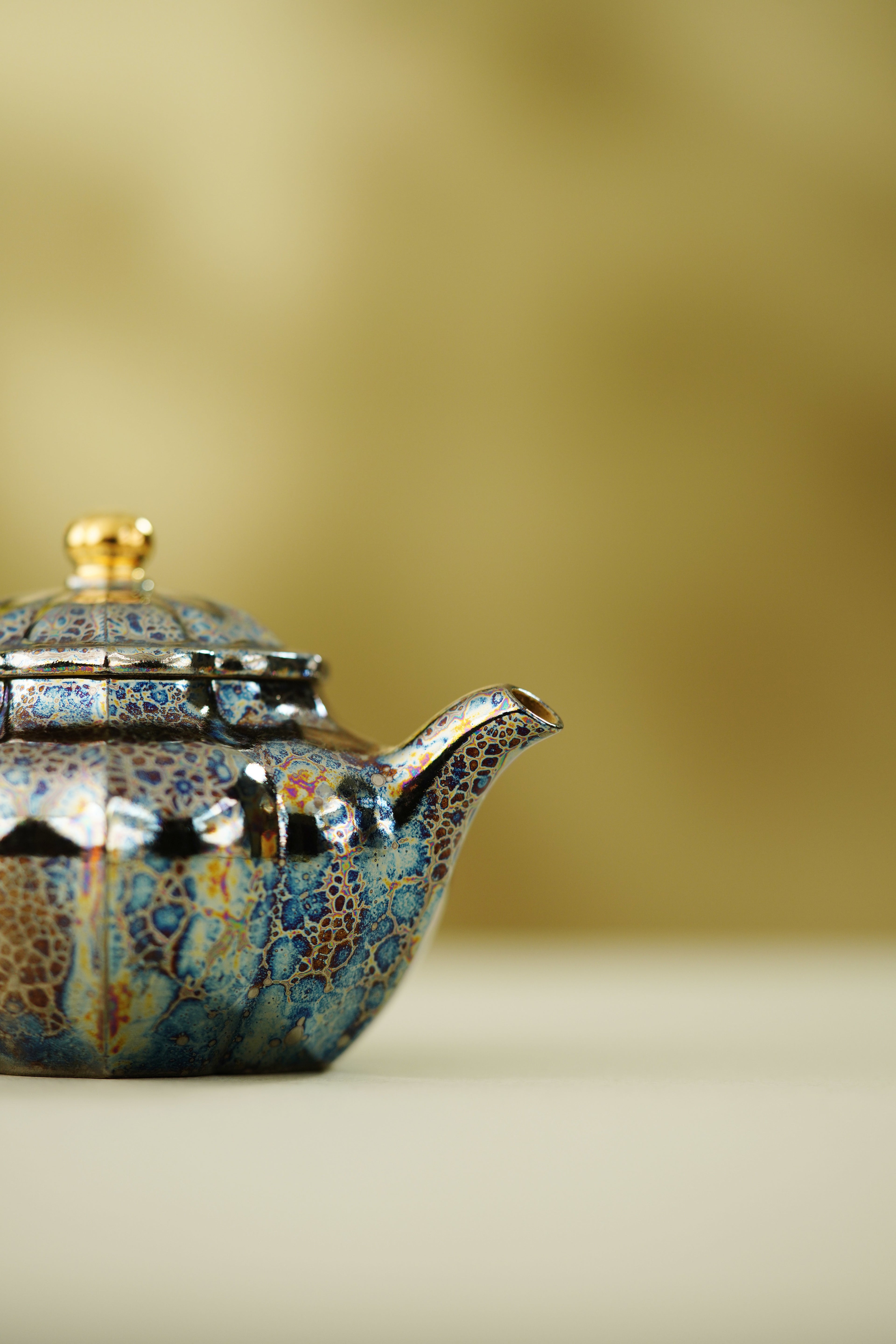 蒋艺华大师·重器传承·紫砂七老花器泰斗蒋蓉唯一传人佳作【筋纹仿古壶】原矿极品本山绿·180cc