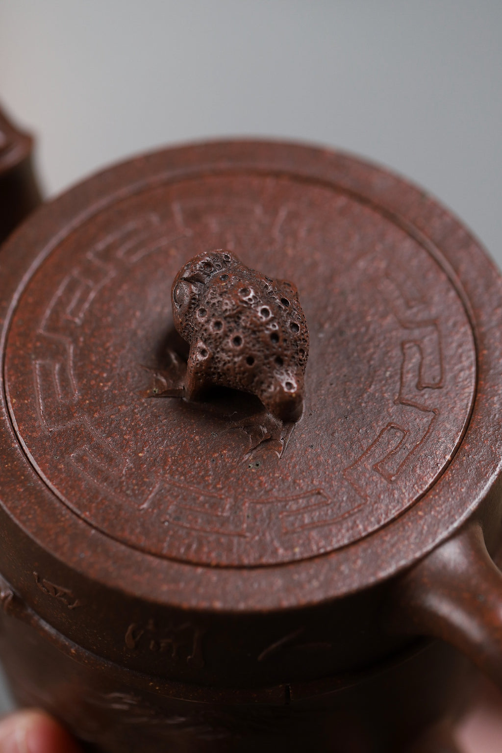 《金蟾竹节》 明清金砂老段泥 320cc 陈小听（当代壶艺泰斗、从艺68年）