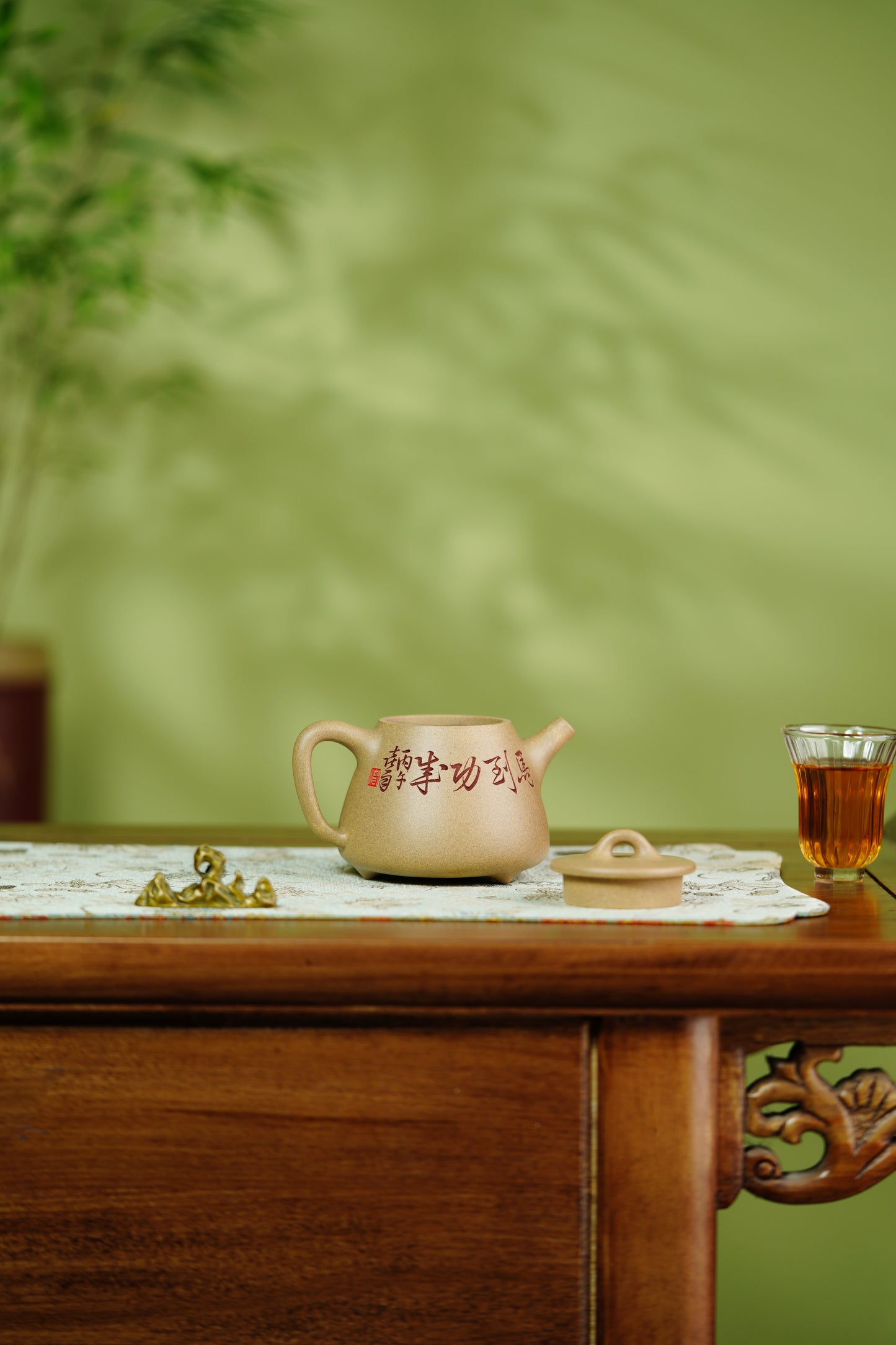 杨喜雨【中华神刀·刀笔传魂】紫砂界陶刻圣手艺术臻品《高石瓢壶》原矿极品段泥·230cc