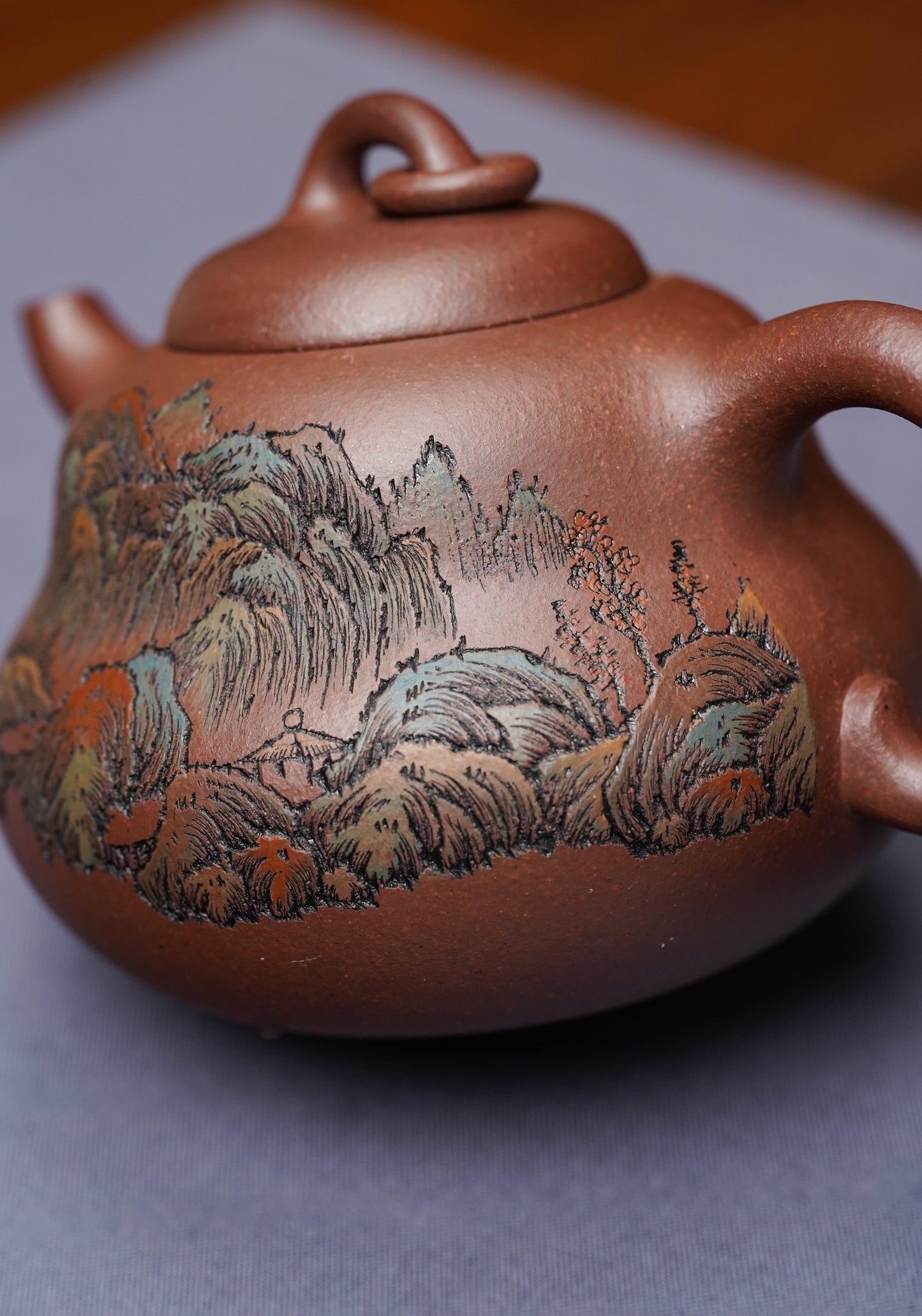 李峰大师 | 紫砂界特色彩刻开创艺术家精刻《葫芦壶》原矿极品底槽清·220cc