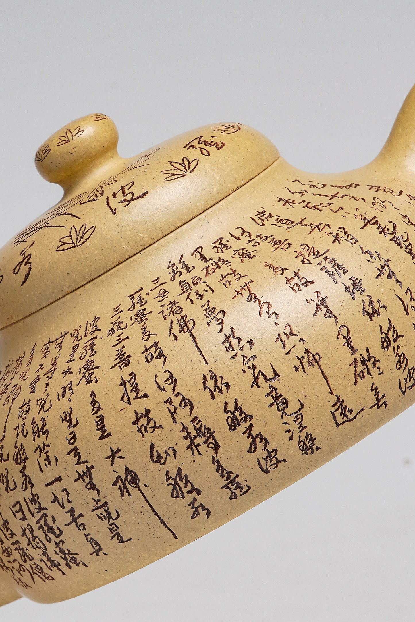 禅意心经·一器传世｜郑求标大师心经至尊藏品·双心经《观山壶》原矿极品本山绿泥·260cc