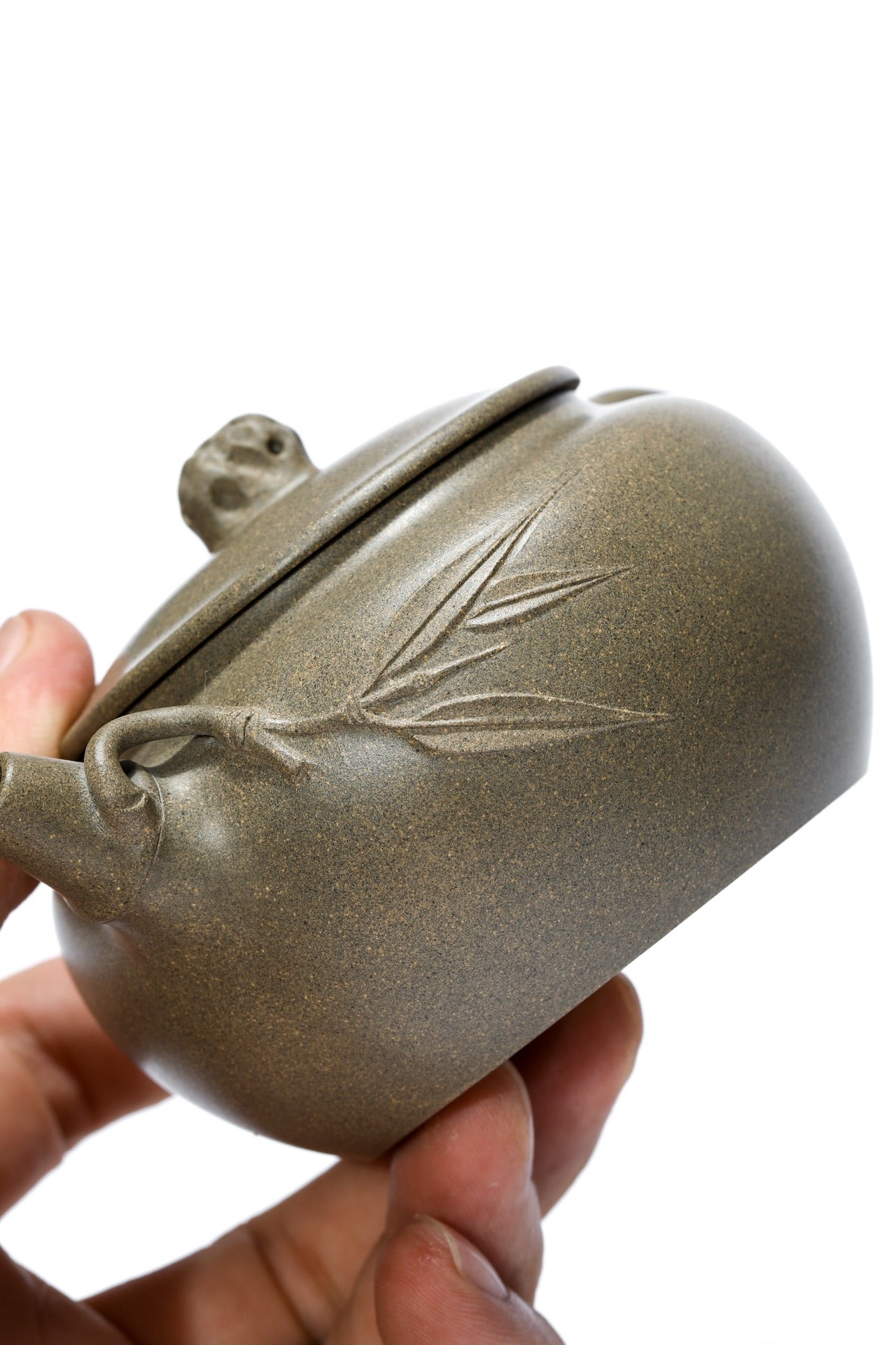 蒋艺华大师·重器传承·紫砂七老花器泰斗蒋蓉·唯一传人佳作【竹石风韵壶】原矿极品蟹壳青段·220cc