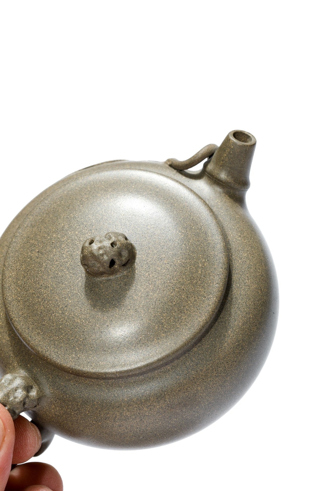 蒋艺华大师·重器传承·紫砂七老花器泰斗蒋蓉·唯一传人佳作【竹石风韵壶】原矿极品蟹壳青段·220cc