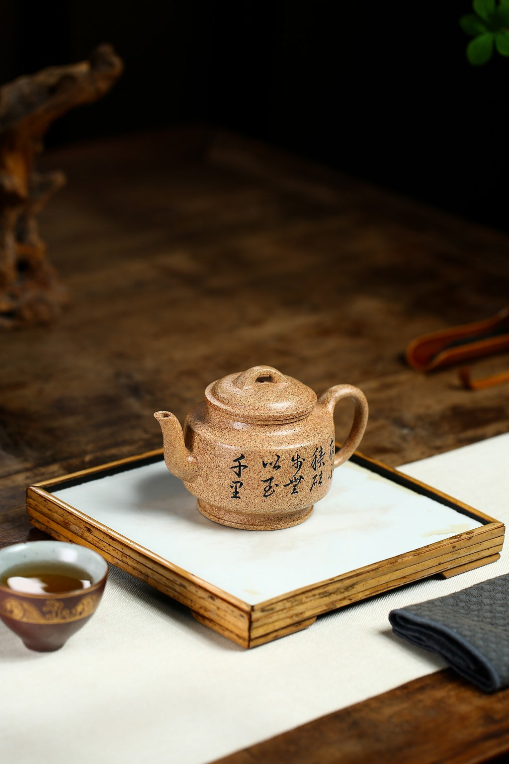 珍藏送礼级紫砂重器｜高级工艺美术师·许时娟 亲制【风韵壶】原矿冷月金砂 220cc