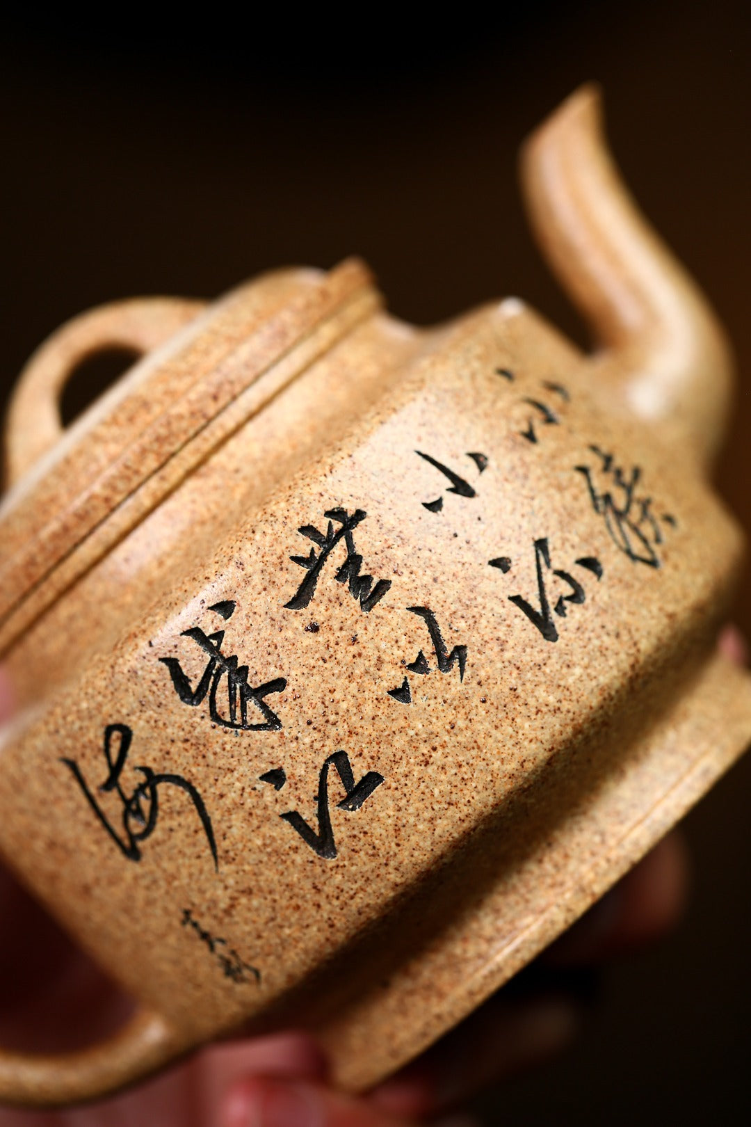 珍藏送礼级紫砂重器｜高级工艺美术师·许时娟 亲制【风韵壶】原矿冷月金砂 220cc