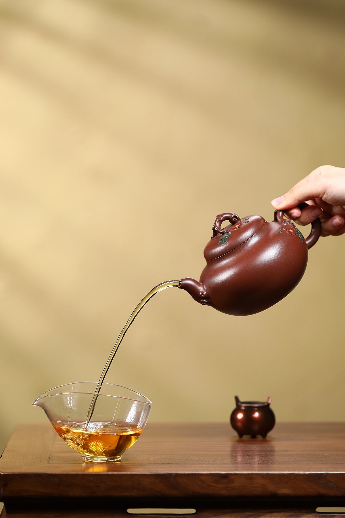 蒋艺华大师·重器传承·紫砂七老花器泰斗蒋蓉·唯一传人佳作【花语壶】原矿极品底槽清·450cc