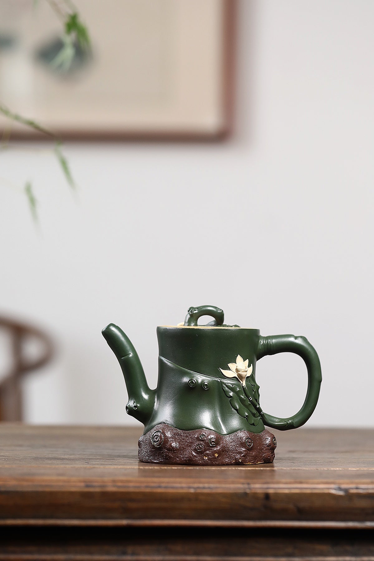 蒋艺华大师·重器传承·紫砂七老花器泰斗蒋蓉·唯一传人佳作【玉兰套组壶】原矿极品本山绿泥·420cc