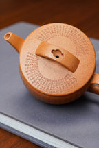 郑求标大师心经至尊藏品· 双心经+微刻吉祥经《汉瓦壶》原矿极品黄金段泥·180CC