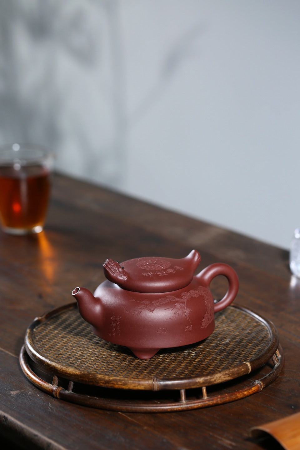 【长寿壶】 制壶：李卢春（国家级工艺美术师） 泥料：原矿紫泥 容量：330cc