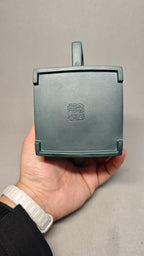 【马到成功】证书持壶照配套齐全 制壶：吴菊凤（国家级高级工艺美术师） 泥料：原矿民国绿 容量：370cc
