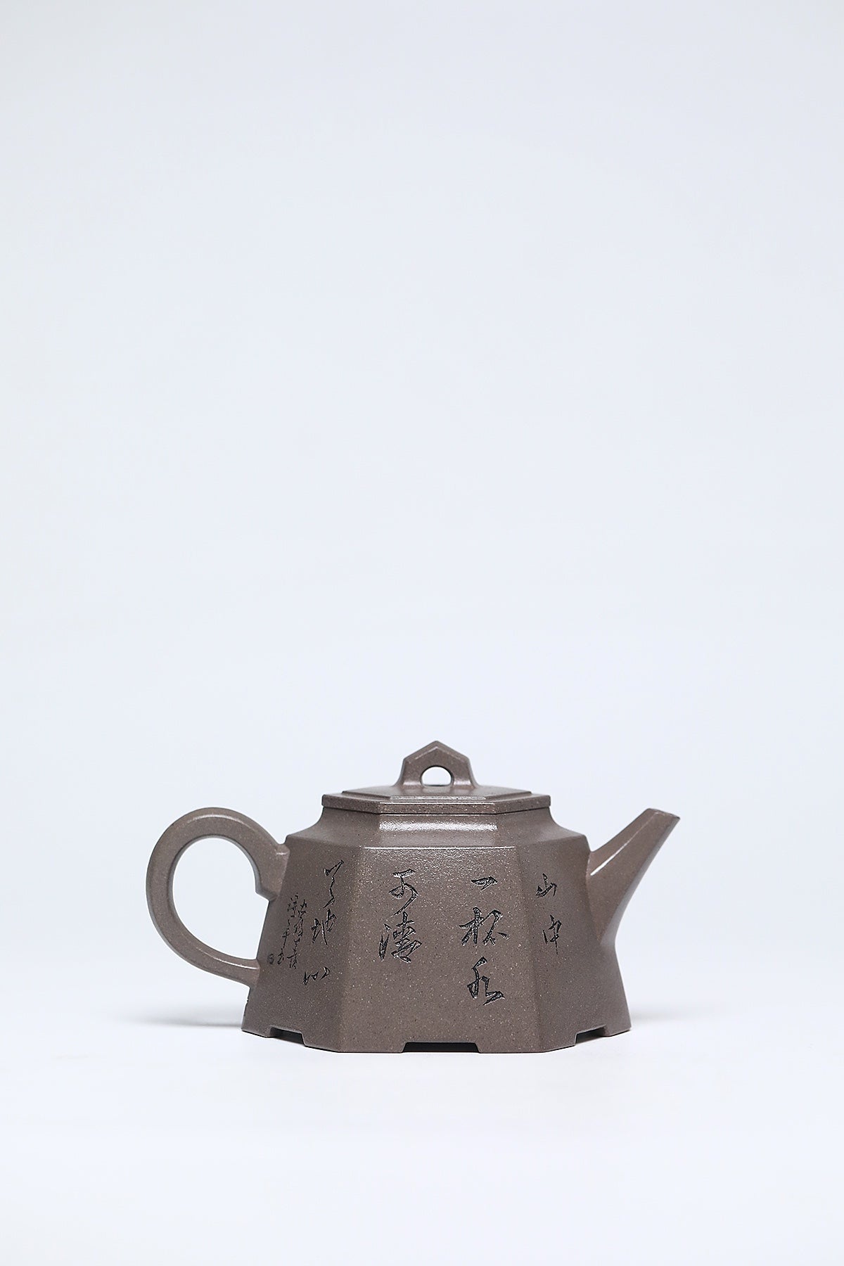 耿浩·方器臻藏 紫砂界80后方器巨匠扛鼎之作《六方井栏壶》原矿极品龙背青·320cc