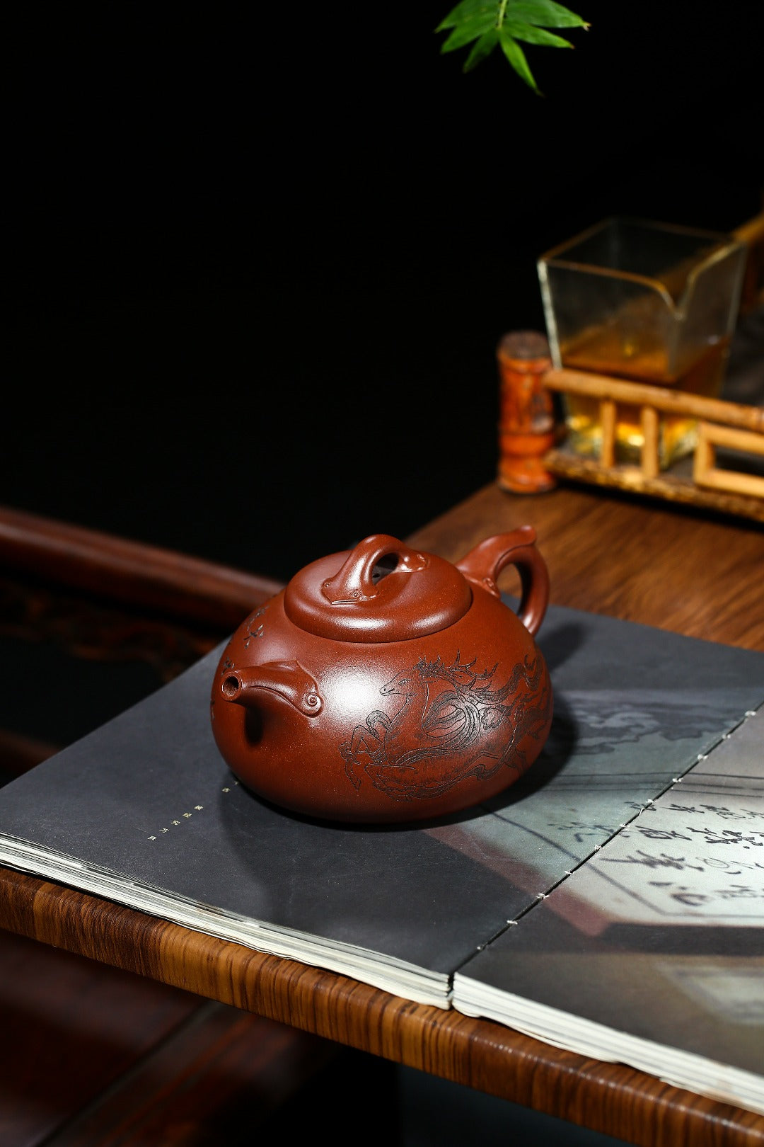 珍藏送礼级紫砂重器｜高级工艺美术师·许时娟 亲制【东瓢壶】原矿极品老紫泥 520cc