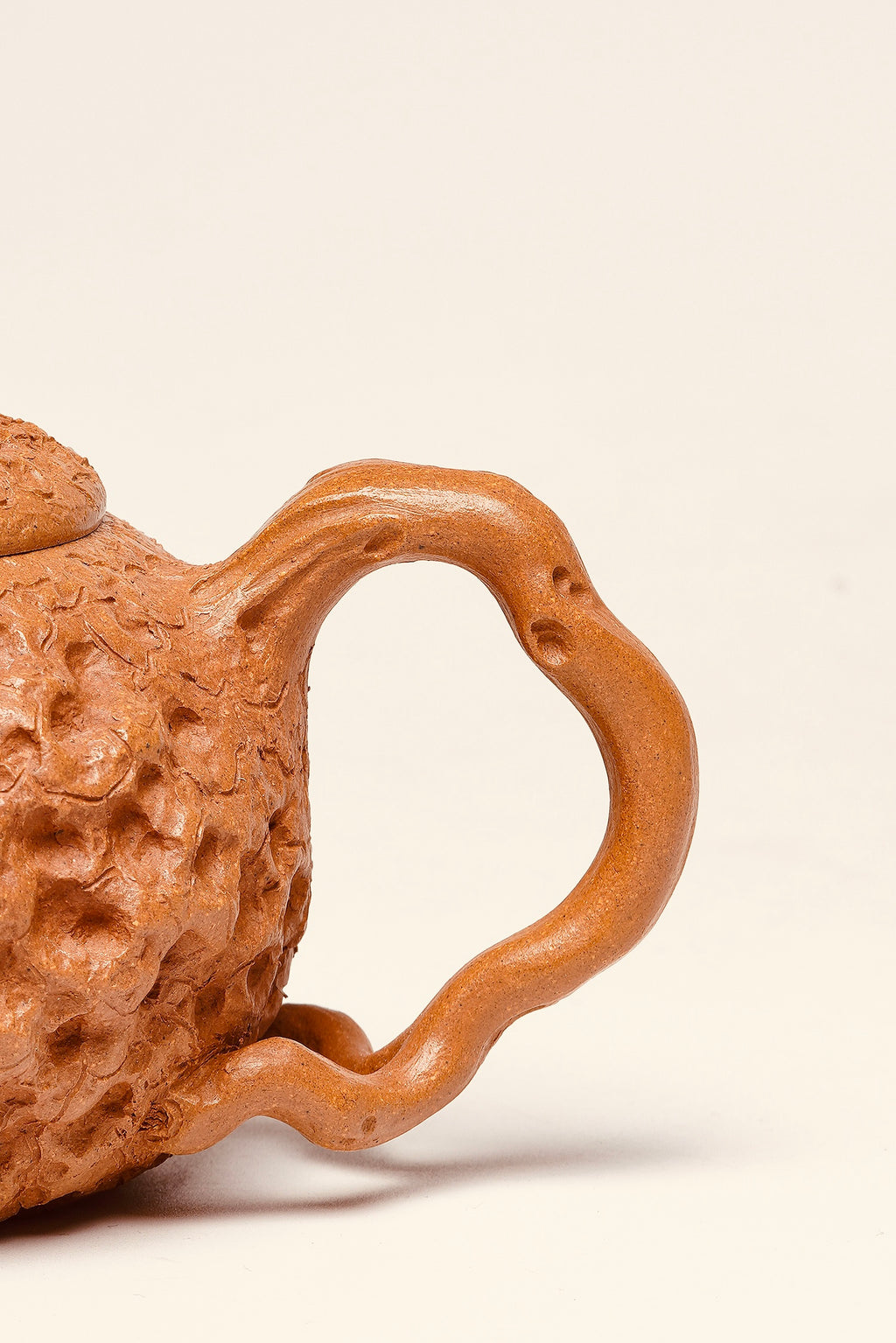 范泽锋嫡传·省大师邱爽紫砂潜力重器【卧虎藏龙供春壶】原矿极品黄金段泥·260cc