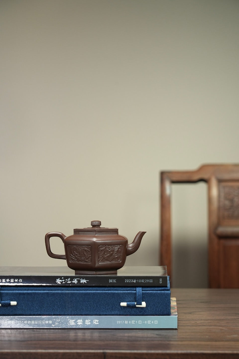 耿浩·方器臻藏 紫砂界80后扛鼎之作·著名方器巨匠·耿浩制《六方龙凤壶》原矿极品文革泥·280cc
