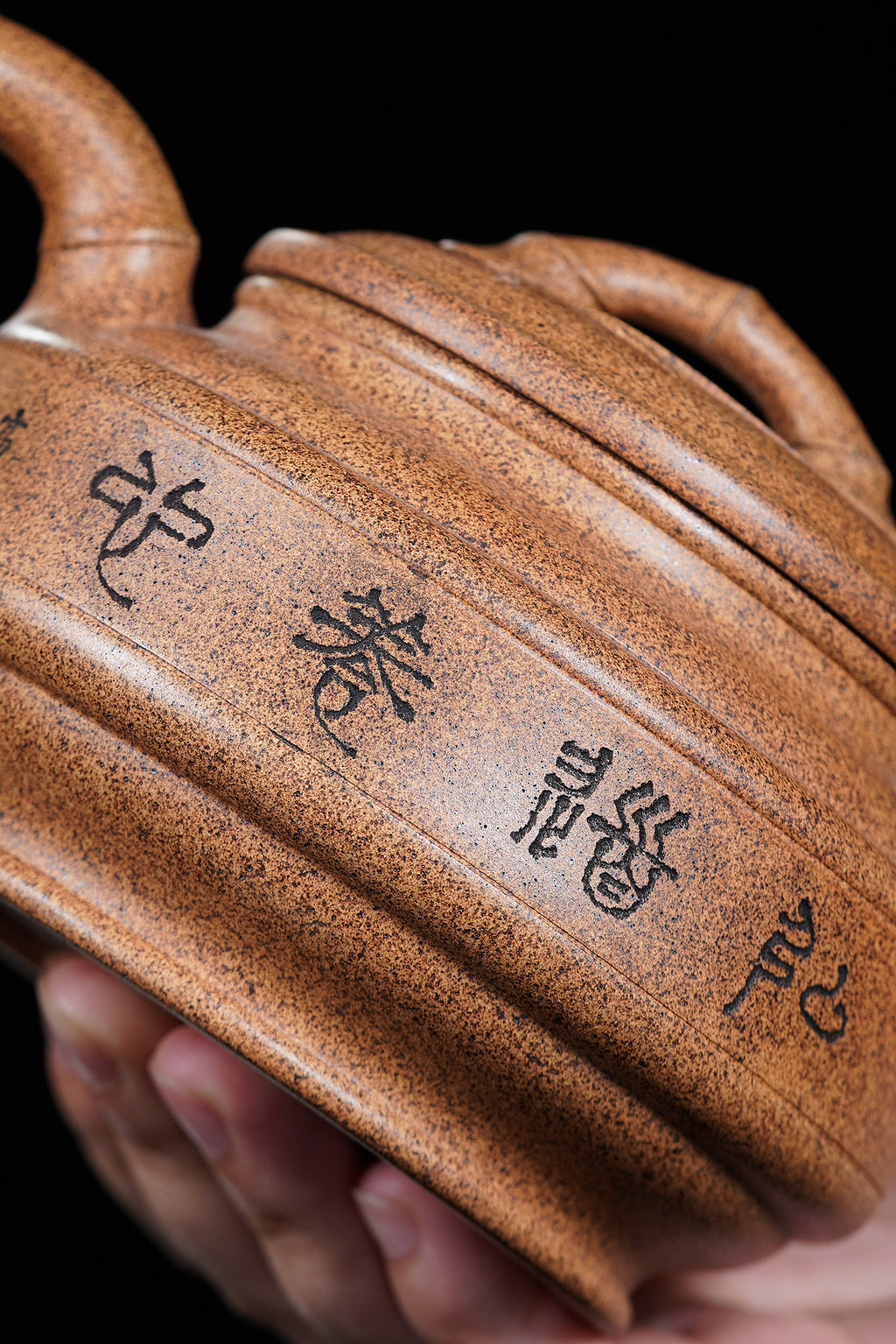 储立之大师｜中国陶瓷艺术终身成就奖获得者｜典藏重器【双线竹鼓壶】原矿古玉金砂 500cc