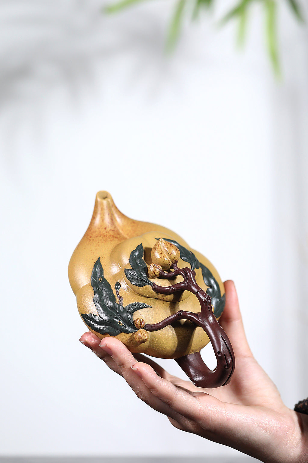 紫砂非遗花器泰斗·蒋蓉唯一嫡传｜蒋艺华亲制臻品【上合桃壶】原矿极品黄金段泥·260cc
