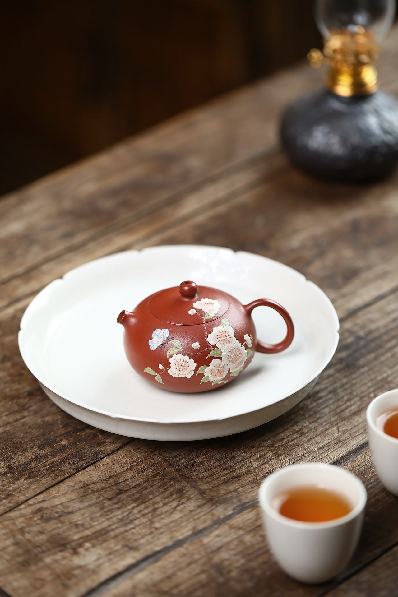 豆蔻西施·朱泥 精工•泥绘 容量：90cc内推球孔