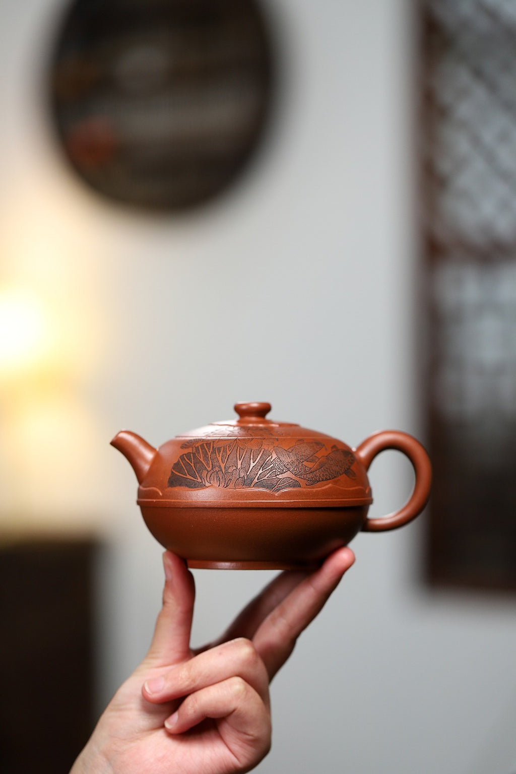 珍藏送礼级紫砂重器｜高级工艺美术师·许时娟 亲制【荷塘鱼趣壶】原矿优质底槽清· 280cc