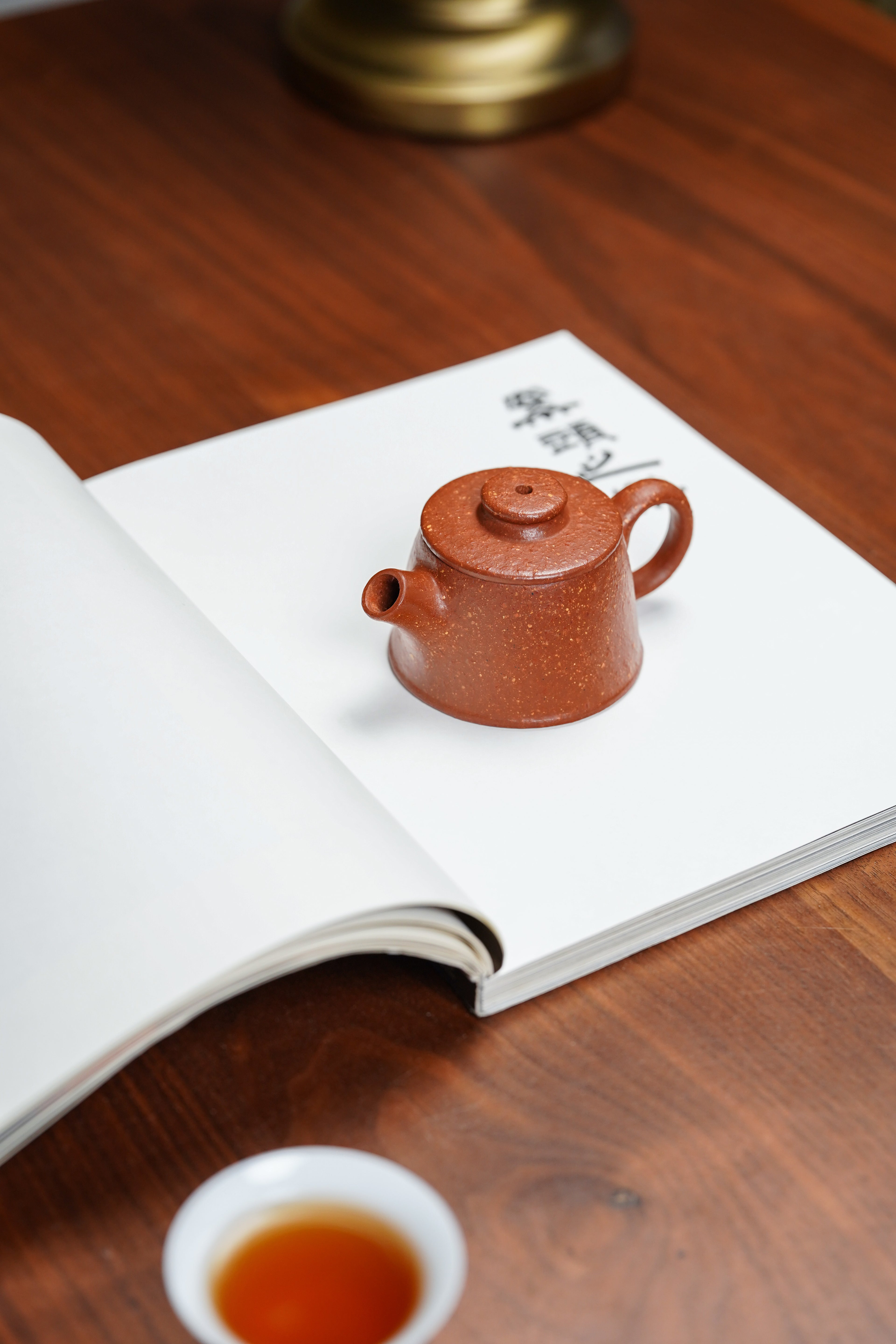 范泽锋嫡传·省大师邱爽紫砂潜力重器【汉瓦壶】原矿极品降坡泥·100cc（小品）