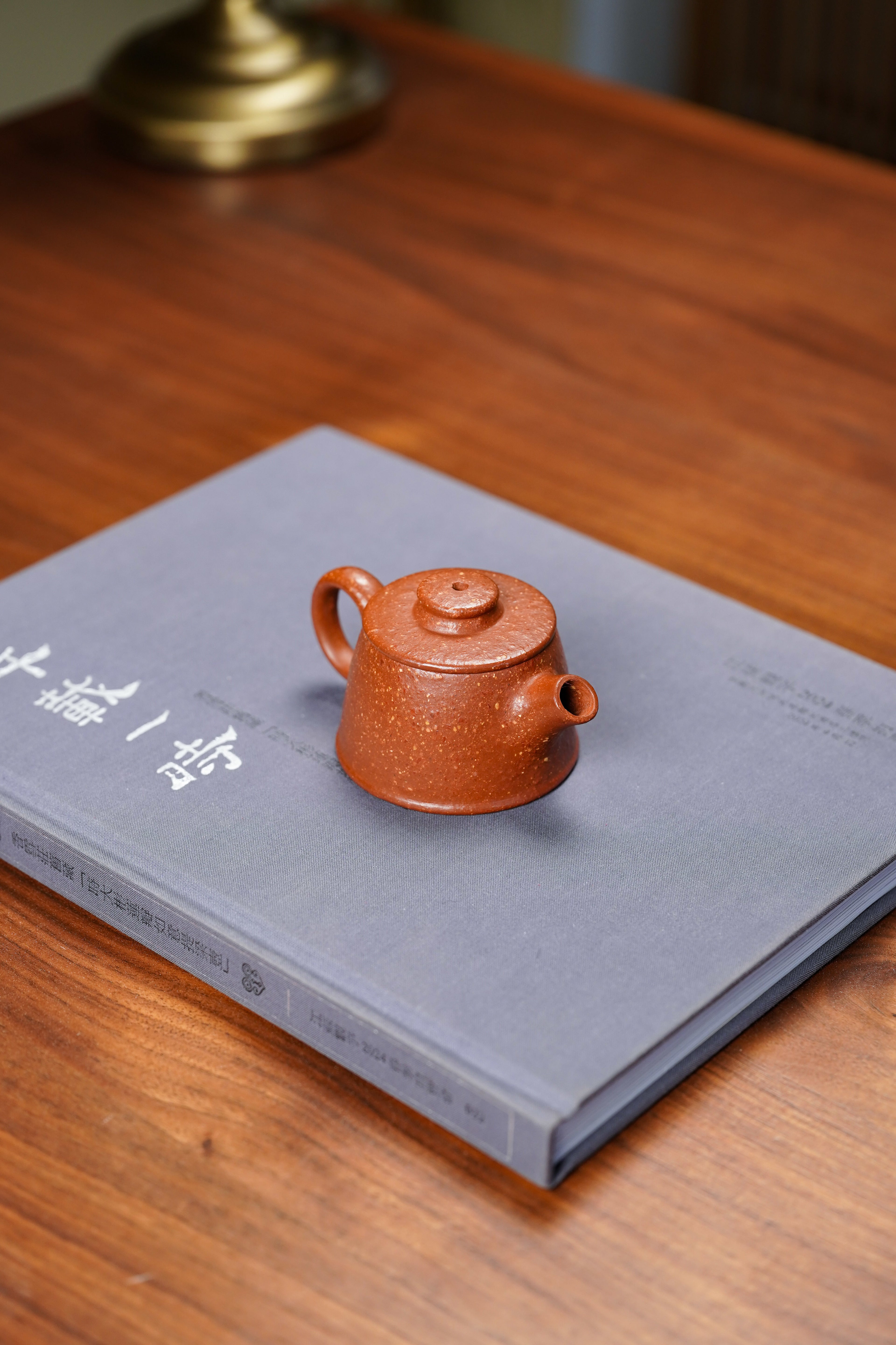 范泽锋嫡传·省大师邱爽紫砂潜力重器【汉瓦壶】原矿极品降坡泥·100cc（小品）