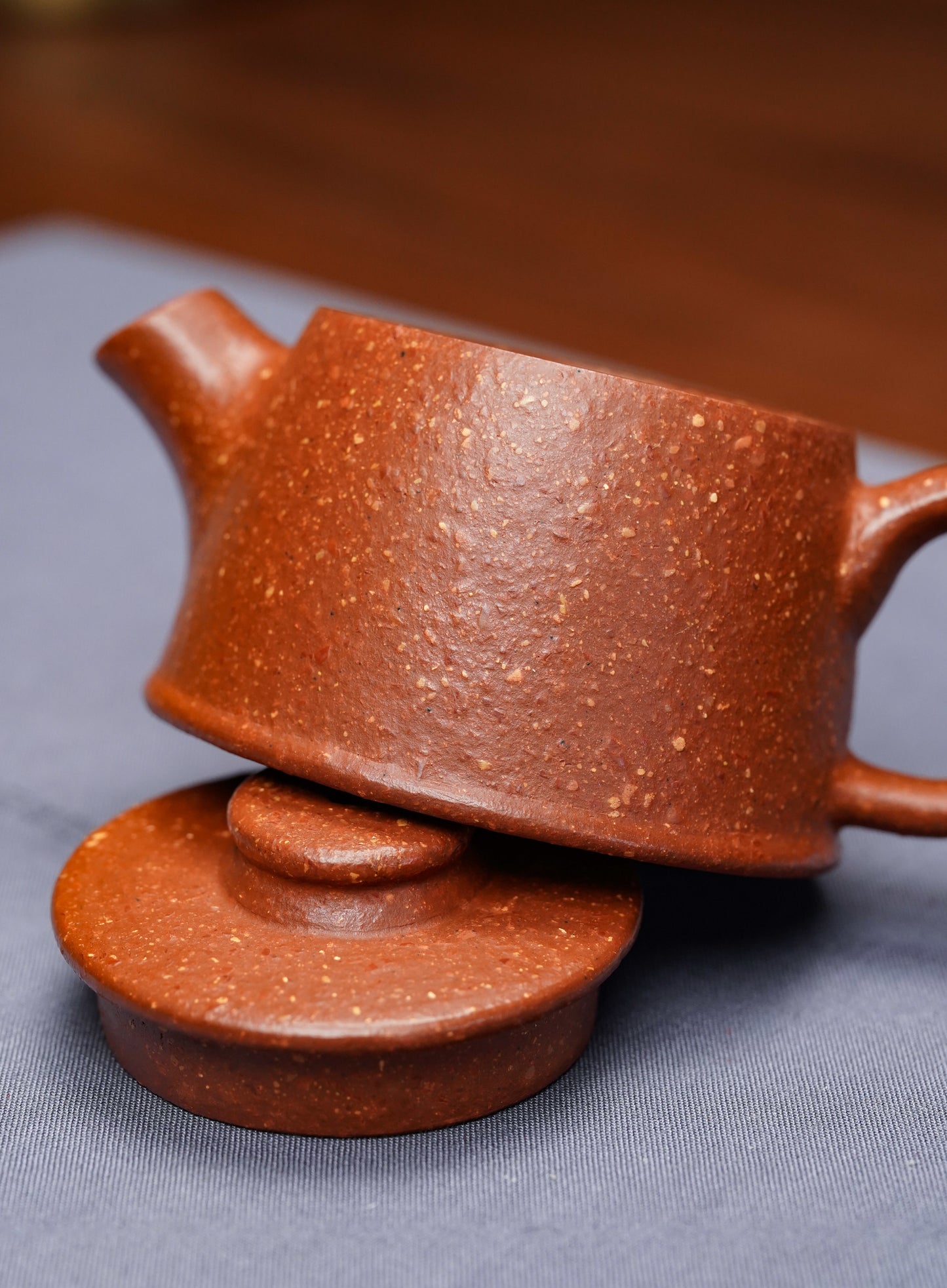 范泽锋嫡传·省大师邱爽紫砂潜力重器【汉瓦壶】原矿极品降坡泥·100cc（小品）