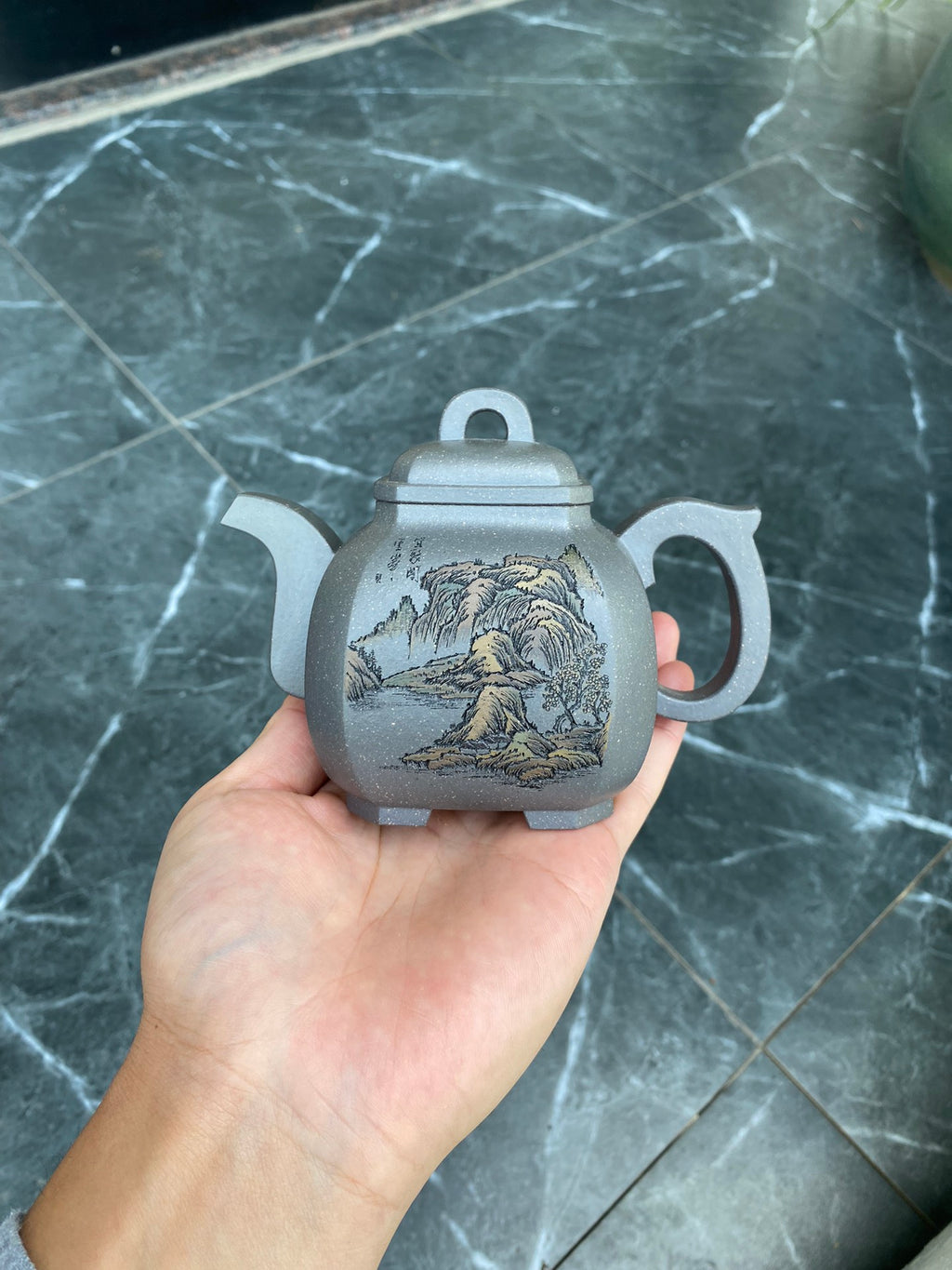 江山入壶·彩刻之巅 李峰大师恭王府馆藏臻品《福临八方壶》原矿优质天青泥 310cc
