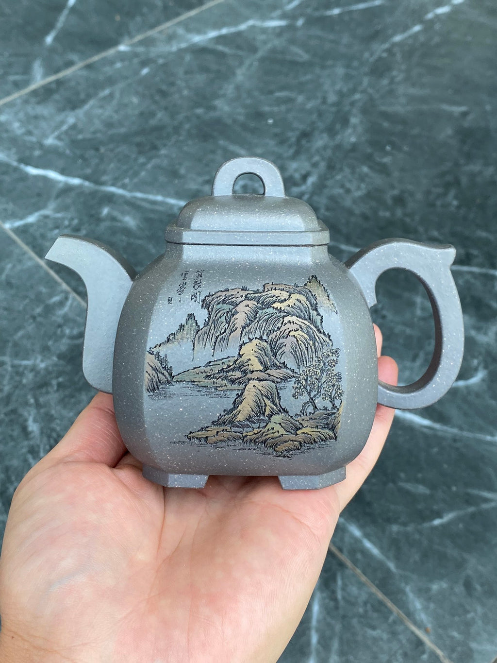 江山入壶·彩刻之巅 李峰大师恭王府馆藏臻品《福临八方壶》原矿优质天青泥 310cc